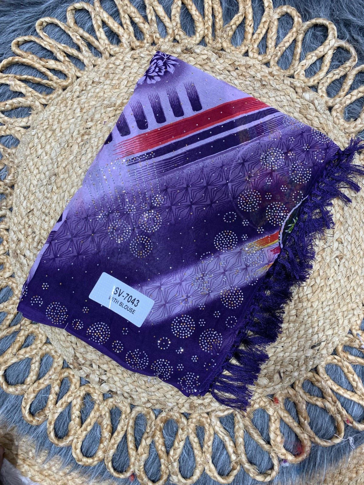 SV-7043 RENIYAL SAREE WITH SIROSKI ANDD JHALAR WITH BEAUTIFUL PRINT