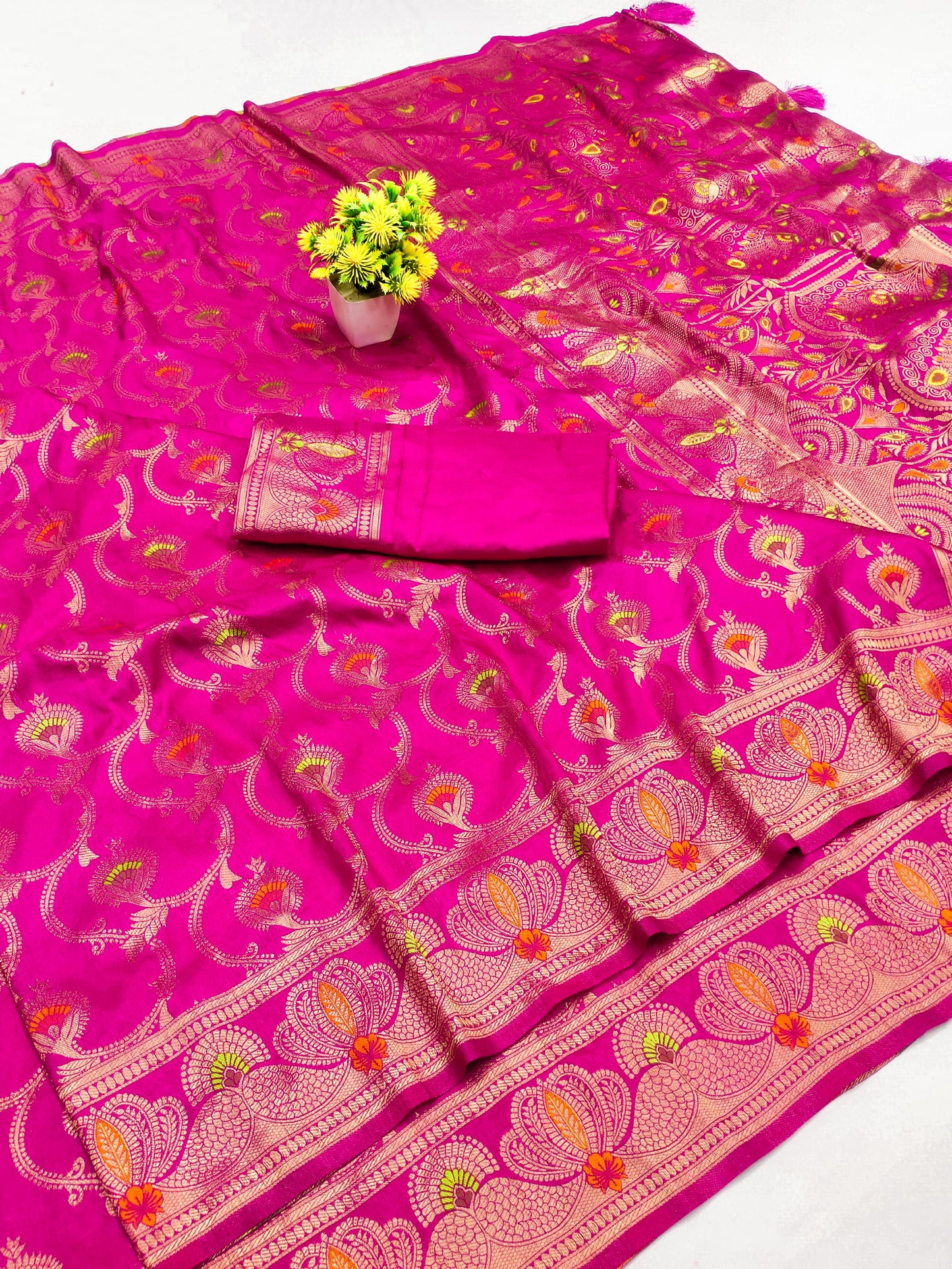 DOLA-ANUSHKA PURE DOLA SILK SAREE WITH TRENDY JHAL DESIGN WITH HEAVY MEENAKARI WORK WITH RICH PALLU AND PREMIUM TASSELS ATTACHED ON IT