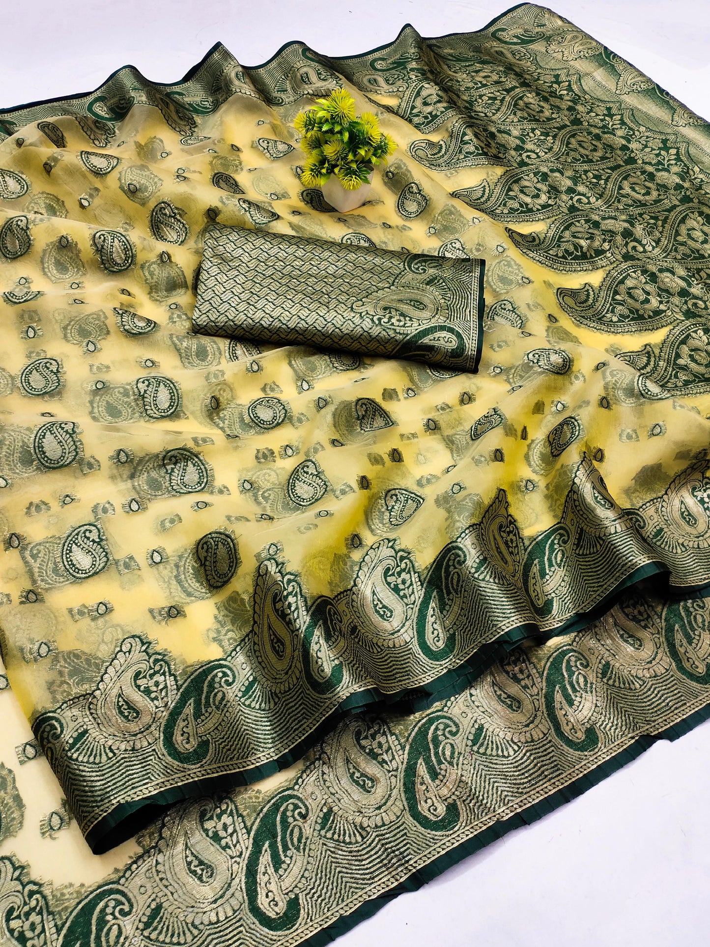OG-BENGAL Crush Tissue Silk SAREE WITH BEAUTIFUL BUTHA DESIGN WITH CRUSH FEEL