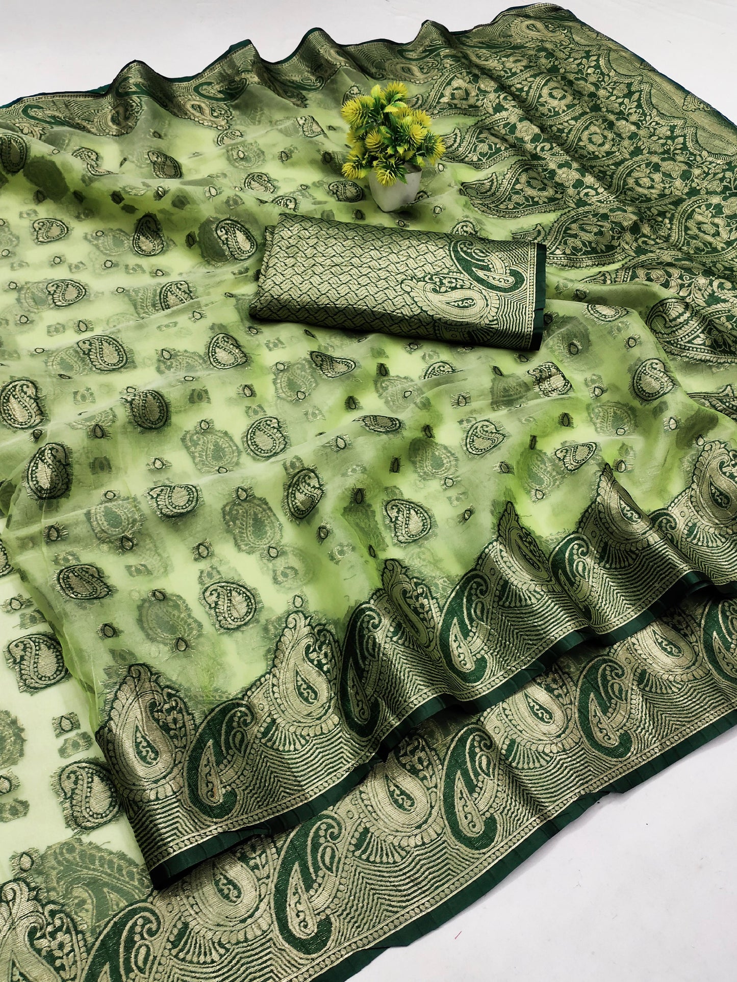 OG-BENGAL Crush Tissue Silk SAREE WITH BEAUTIFUL BUTHA DESIGN WITH CRUSH FEEL