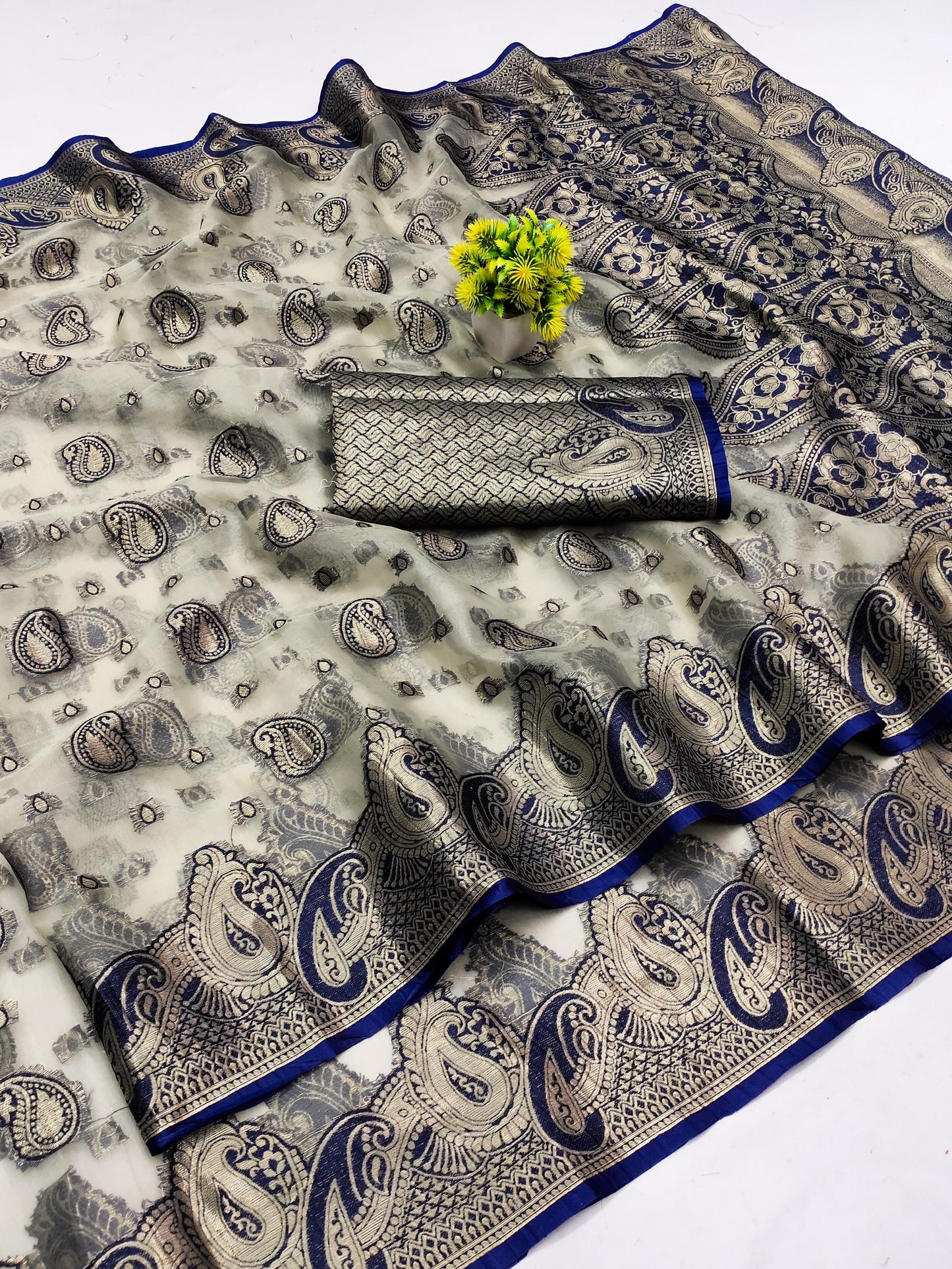 OG-BENGAL Crush Tissue Silk SAREE WITH BEAUTIFUL BUTHA DESIGN WITH CRUSH FEEL