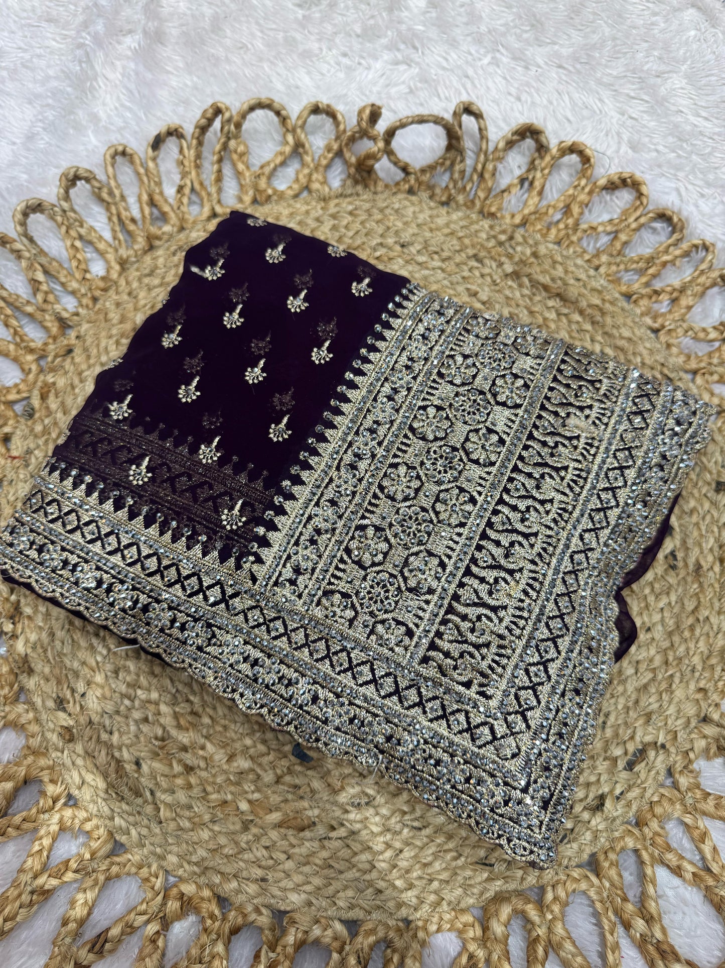 BS-NECKLACE BLOOMING SAREE WITH HEAVY EMBROIDERY WORK WITH HEAVY SILVER JHARKAN DIAMOND WORK ALL OVER