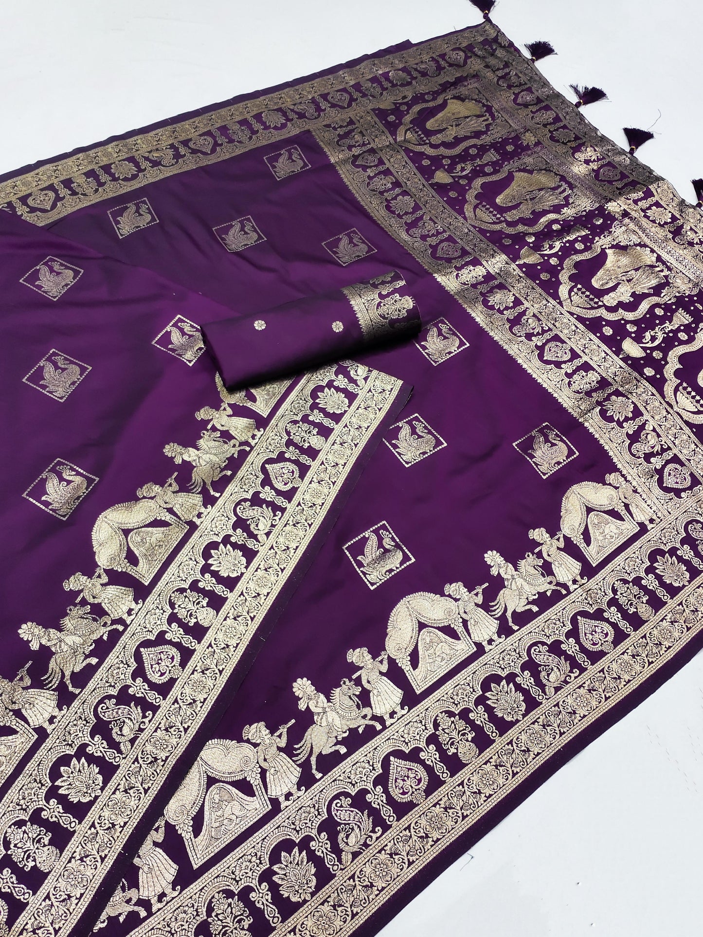 AJ-ROYAL PREMIUM SOFT SILK SAREE WITH BEAUTIFUL PATLI WORK WITH BAHARAT PRINT ON PALLU WITH PEACOCK ALL OVER
