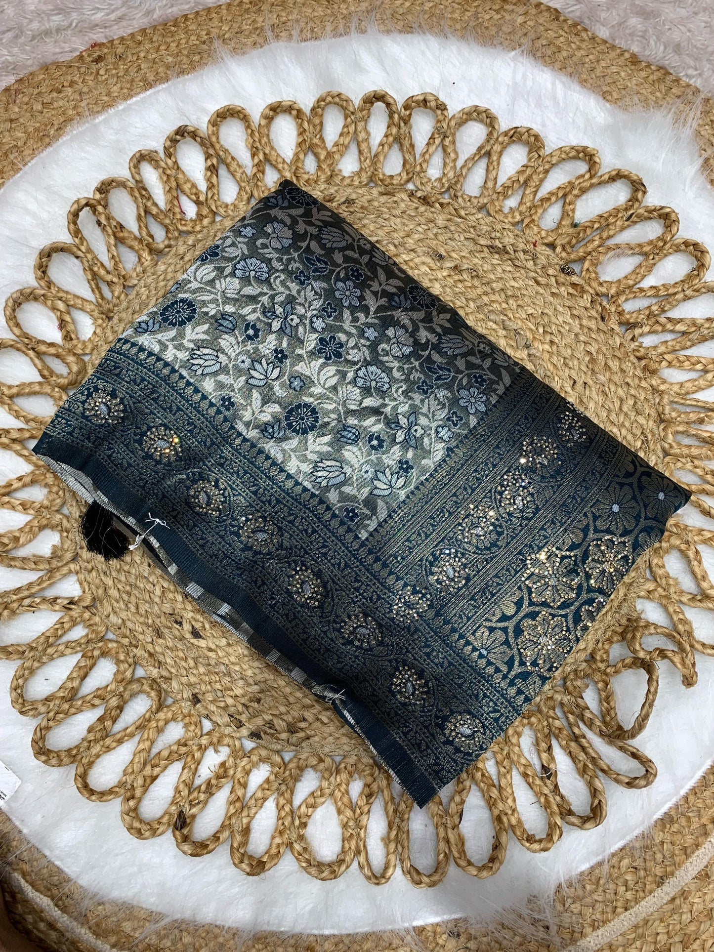 BS-KANJIVARAM PURE KANJIVARAM SILK WITH HEAVY JARKAN WORK ALL OVER WITH RICH PALLU WITH TASSELS ATTACHED