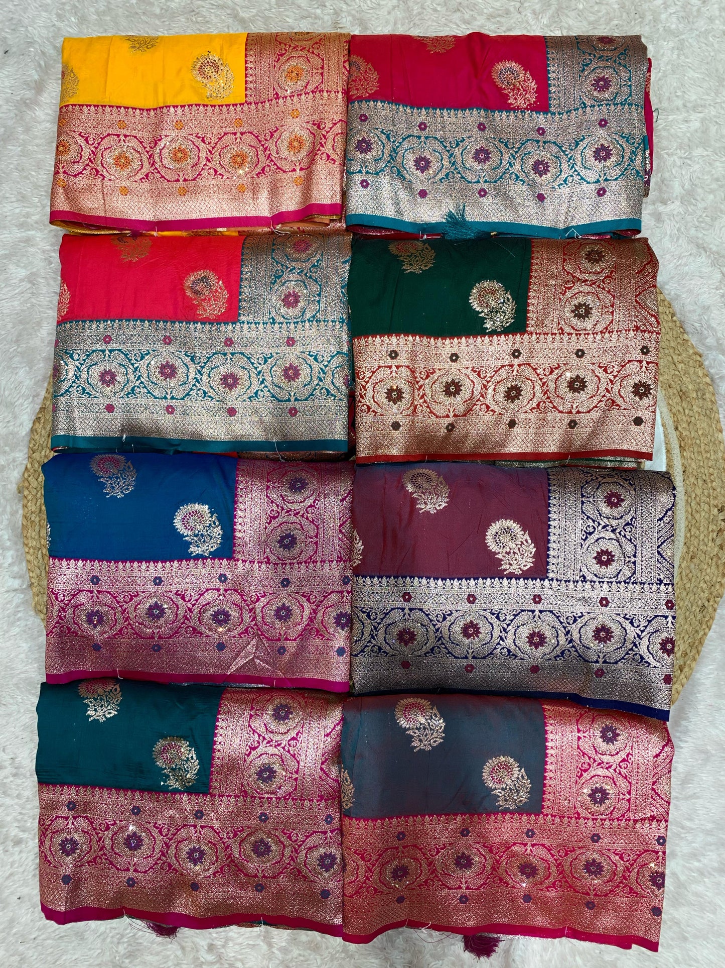 BS-DEHRADHUN PREMIUM SOFT SILK SAREE WITH RICH PALLU DESIGN WITH STONE WORK ALL OVER WITH TASSELS ATTACHED ON PALLU