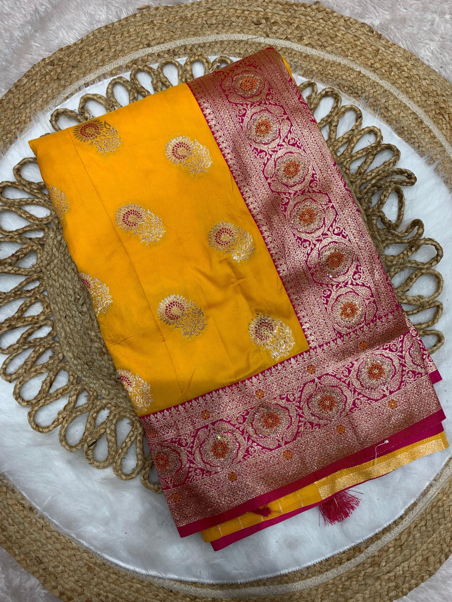BS-DEHRADHUN PREMIUM SOFT SILK SAREE WITH RICH PALLU DESIGN WITH STONE WORK ALL OVER WITH TASSELS ATTACHED ON PALLU
