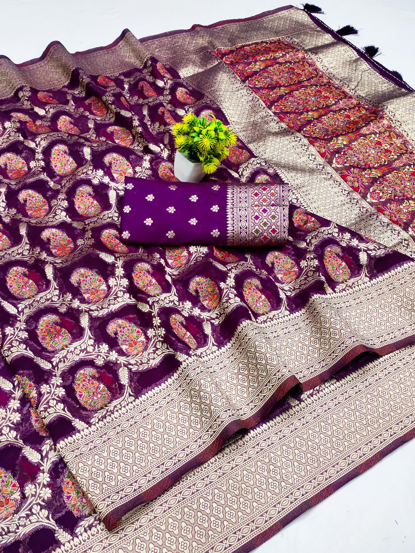 AJ-SAJNA ORGANZA PASHMINA SILK WITH HEAVY MEENA WORK WITH FABRIC WORK AT RICH PALLU WITH TASSELS ATTACHED ON PALLU