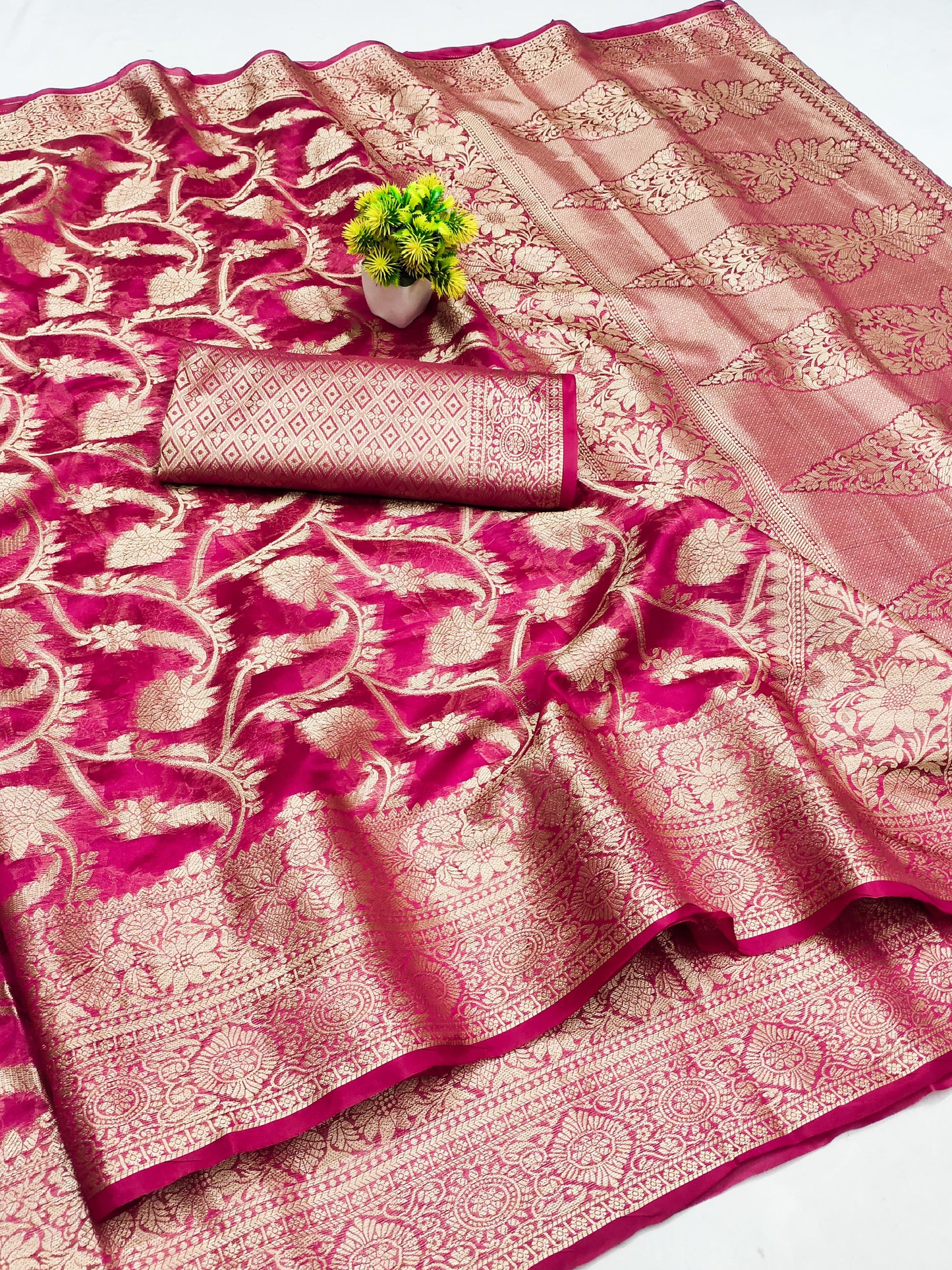 OG-BOUNCE ORGANZA SAREE WITH BEAUTIFUL JHAL DESIGN WITH RICH PALLU