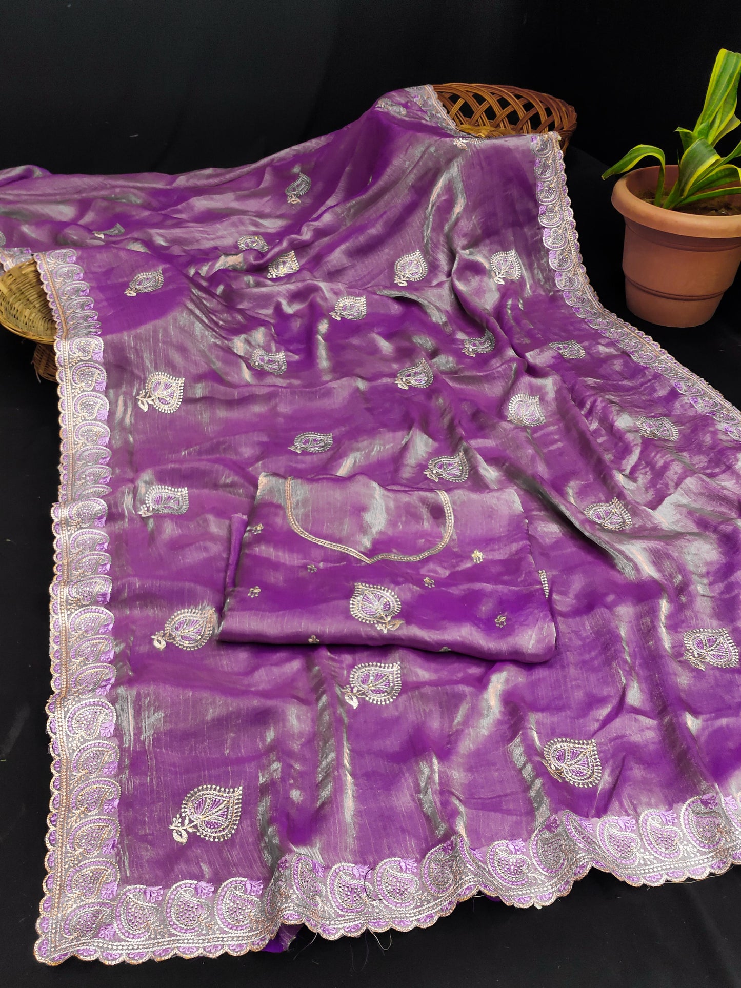 DF-PATNA FENDI CHIFFON SAREE WITH BEAUTIFUL LEAF DESIGN WITH SIROSKI WORK BOLLYWOOD SAREE WITH HEAVY BLOUSE