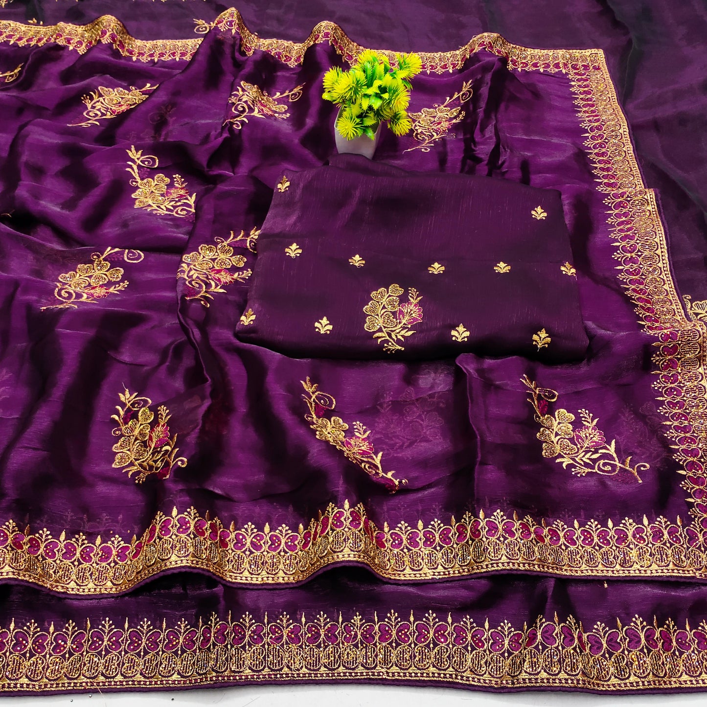 DF-APSARA FENDI CHIFFON SAREE WITH THREAD WORK WITH JAREE WORK BEAUTIFUL FLOWER DESIGN