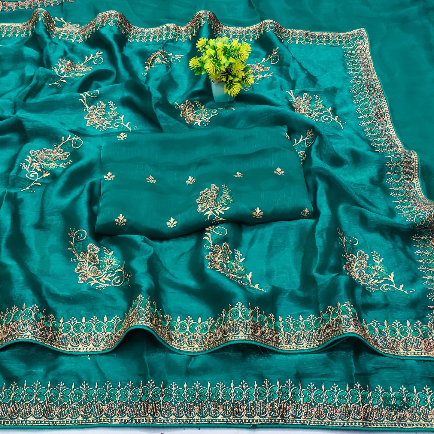 DF-APSARA FENDI CHIFFON SAREE WITH THREAD WORK WITH JAREE WORK BEAUTIFUL FLOWER DESIGN