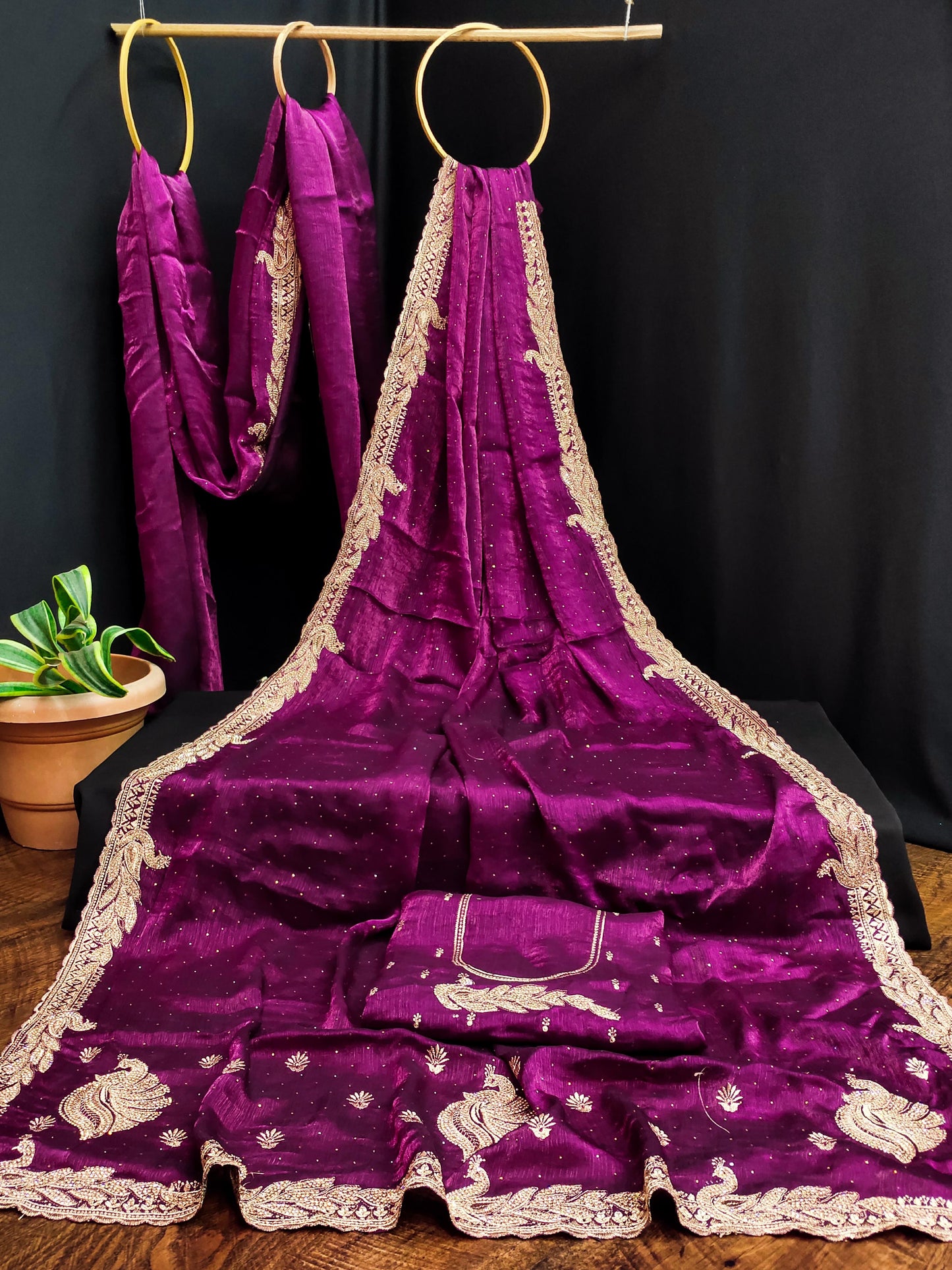 DF-DEEWANA FENDI CHIFFON SAREE WITH JARKAN WORK ON PEACOCK DEISGN WITH BEAUTIFULY CRAFTER WITH EMBROIDERY WORK