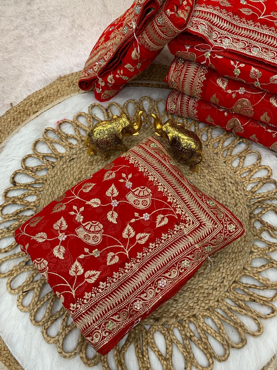 BS-SOBHAGYAWATI-RED SPEICAL RED COLOUR BLOOMING SAREE WITH JHAL DESIGN