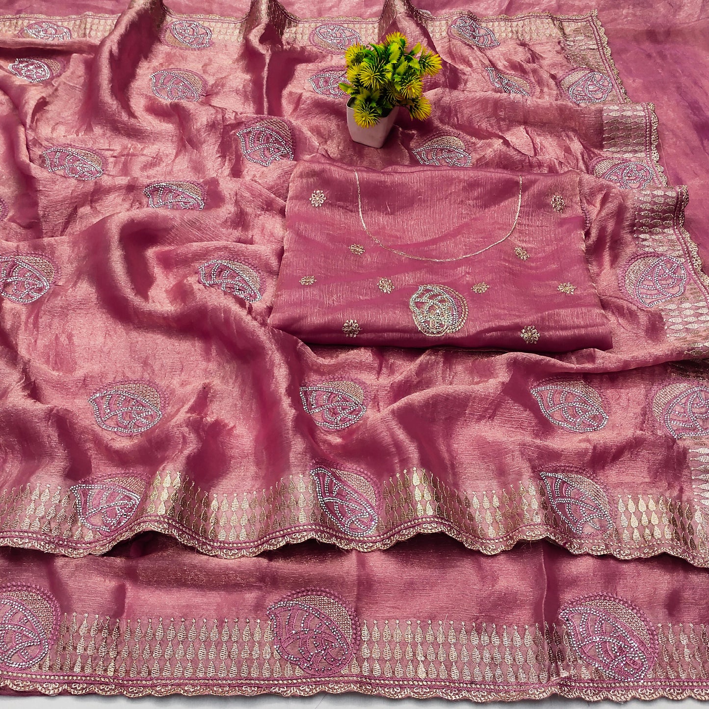 DF-PRIYANKA FENDI GOLD SAREE WITH TWO TONE EFFECT IWHT BEAUTIFUL BORDER CONCEPT WITH SIROSKI WORK AND FOIL WORK