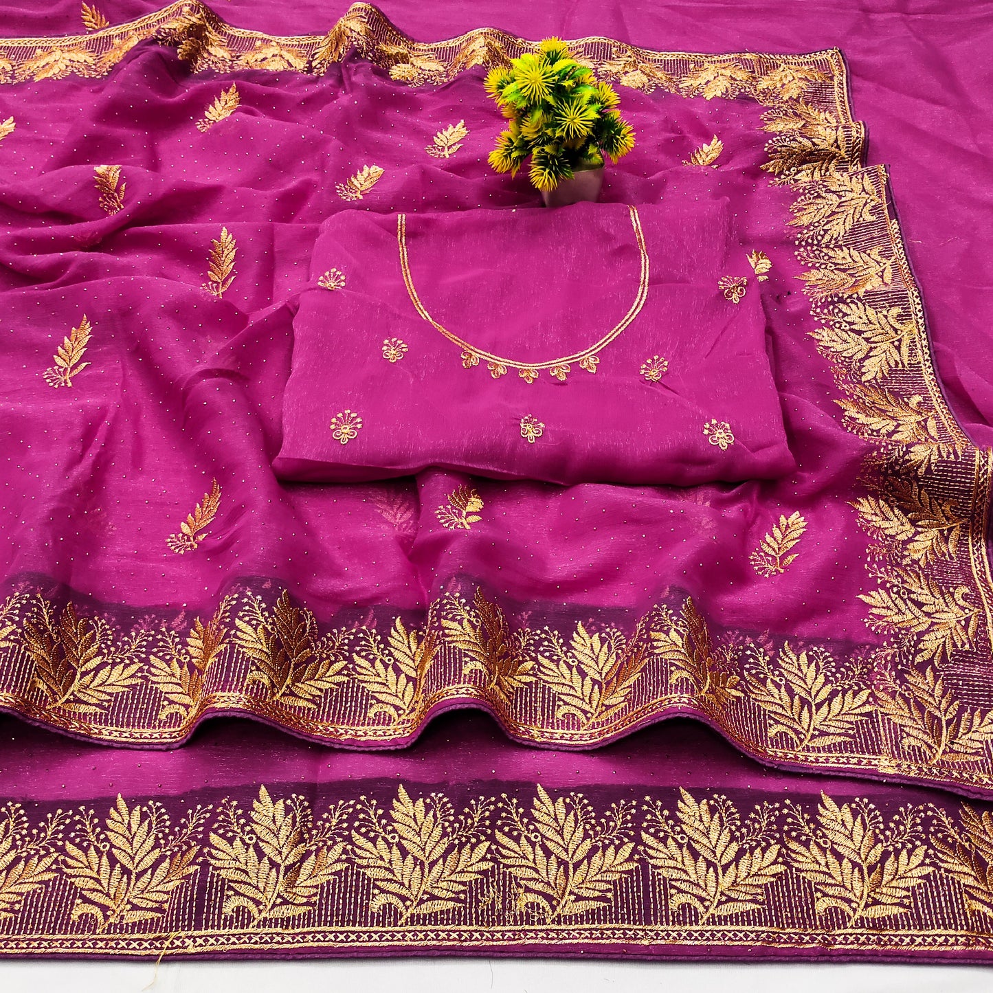 DF-IPL CXC SIMMER WITH BEAUTIFUL EMBORIDERY WORK WITH LEAD FEATHER DESIGN WITH SIROSKI ALL OVER WITH HEAVY BLOUSE