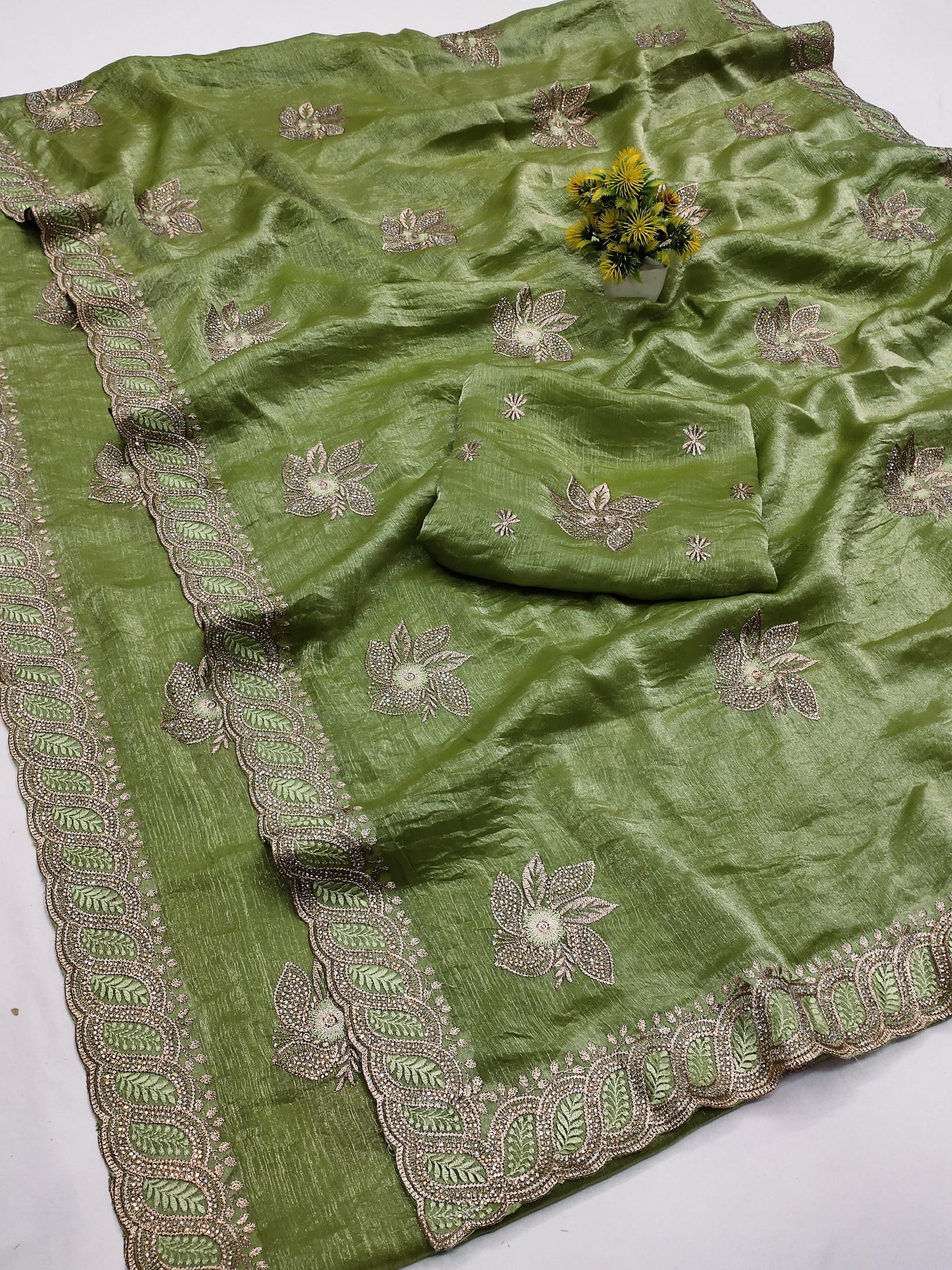 DF-HEAVEN-2 PREMIUM MULMULI CHIFFON SAREE WITH CRAFTED WITH BEAUTIFUL THREAD WORK WITH ELEGANT EMBROIDERY WORK WITH DIAMOND ALL OVER