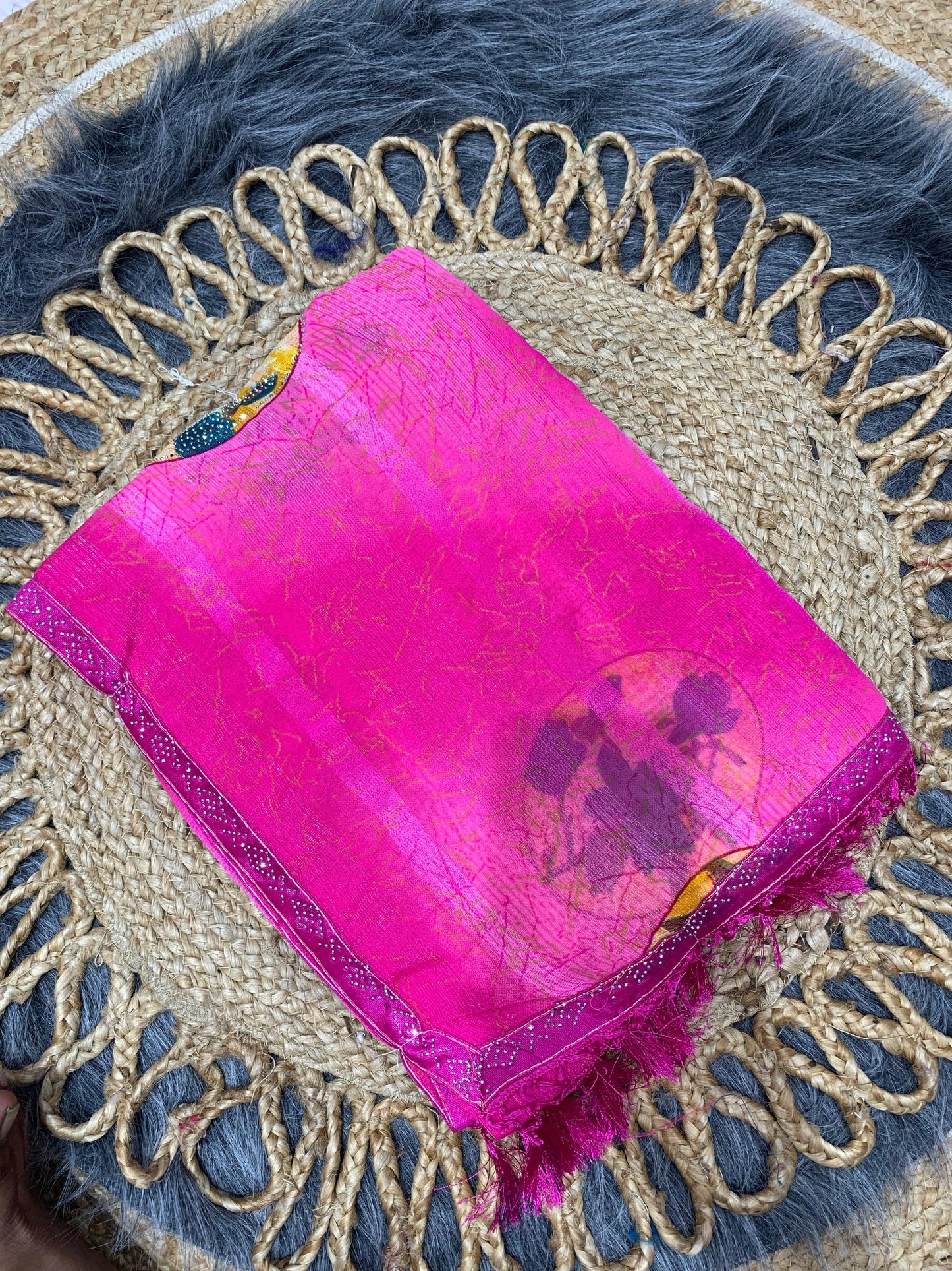 RR-ATM WEIGHLTESS SAREE WITH BEAUTIFUL LACE BORDER WITH BUTTA SIROSKI WITH BRIGHT MATCHING