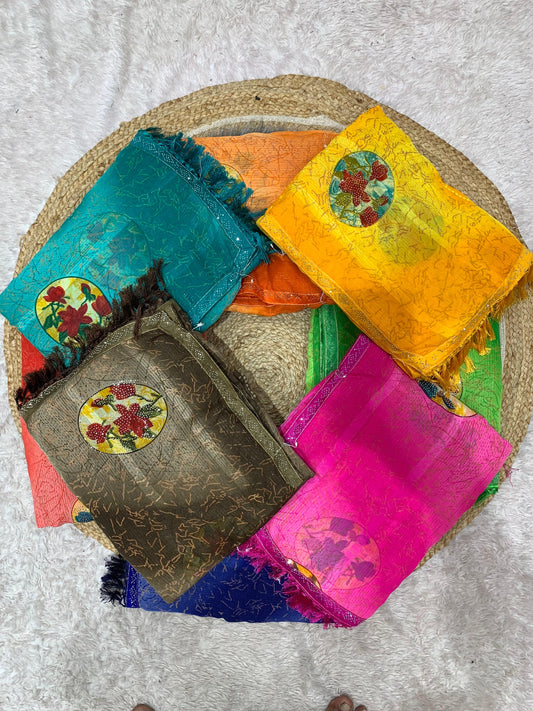 RR-ATM WEIGHLTESS SAREE WITH BEAUTIFUL LACE BORDER WITH BUTTA SIROSKI WITH BRIGHT MATCHING