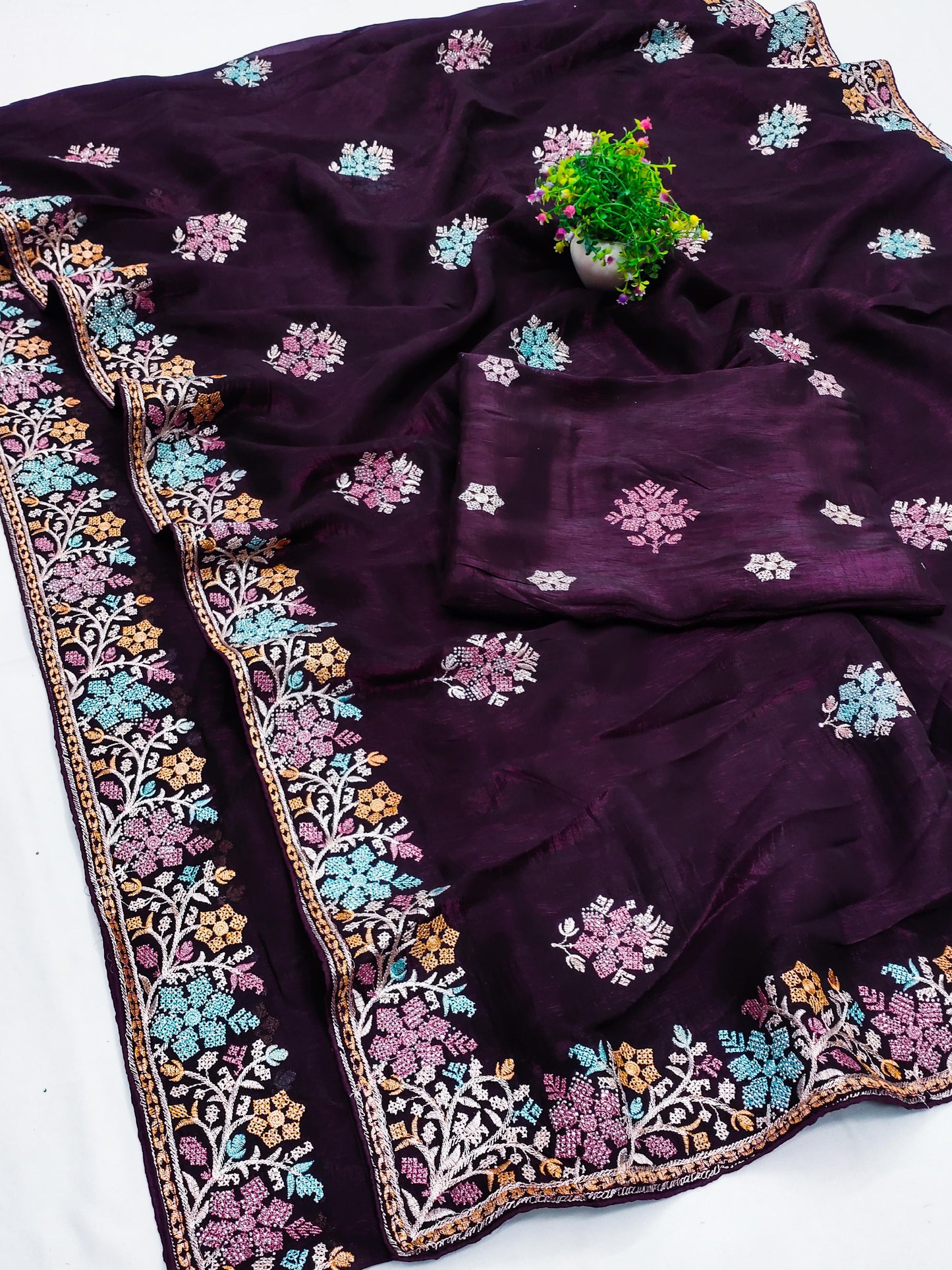 DF-DEVRANI CRUNCHY BLOOMING SAREE WITH MULTI THREAD WORK WITH SIROSKI