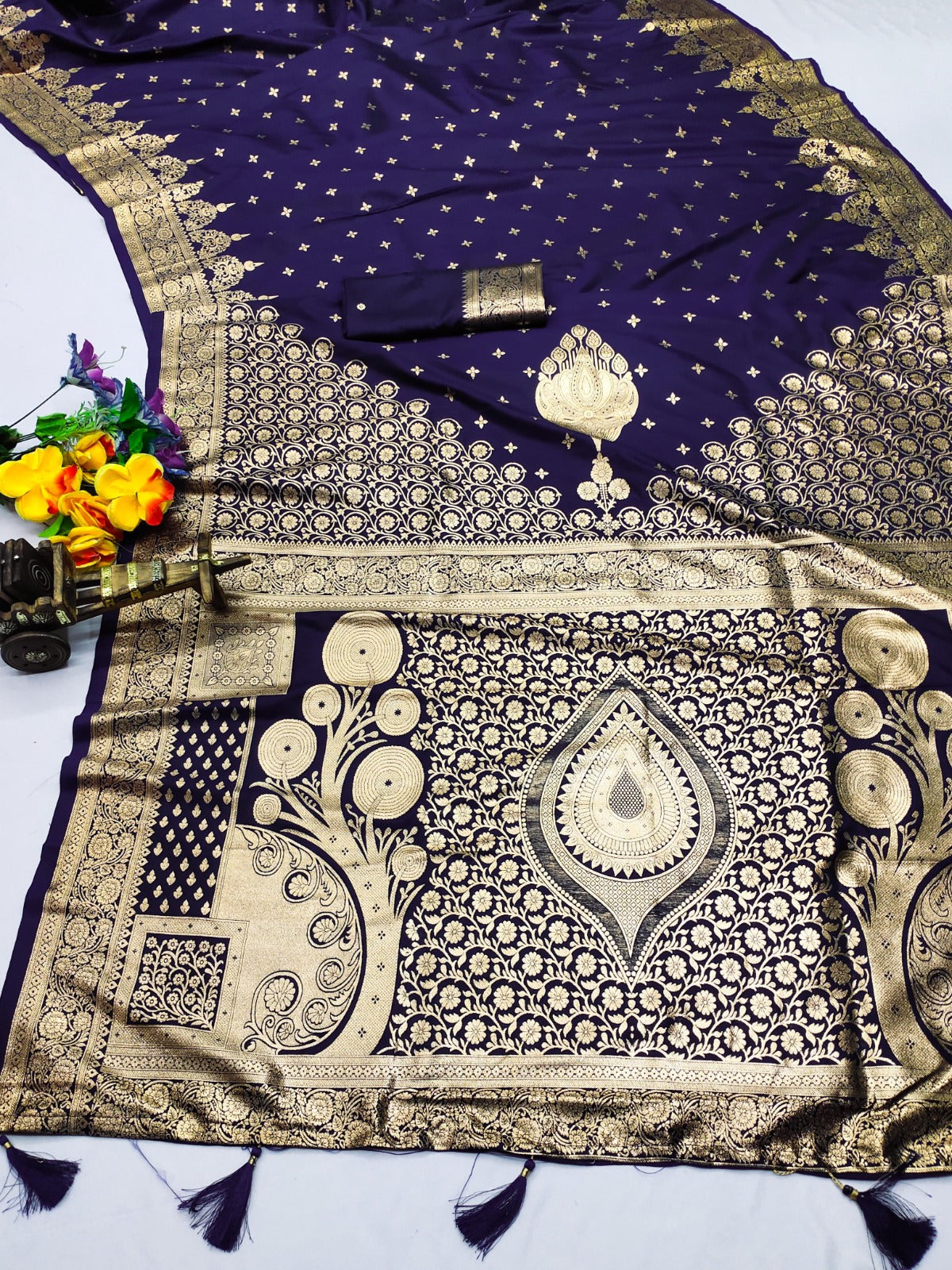 AJ-SUPER-PALLU PREMIUM SOFT SILK SAREE WITH AWESOME GRAND PALLU WITH CRAFTED WITH BANARASI JAREE WITH PATLI DESIGN AND TASSELS