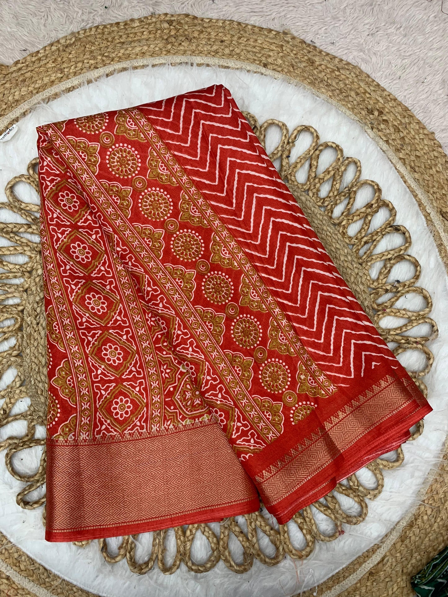 PRINT-3012 DOLA DOBBY SAREE WITH BEAUTIFUL LAHERIA PRINT WITH BUTTI BLOUSE