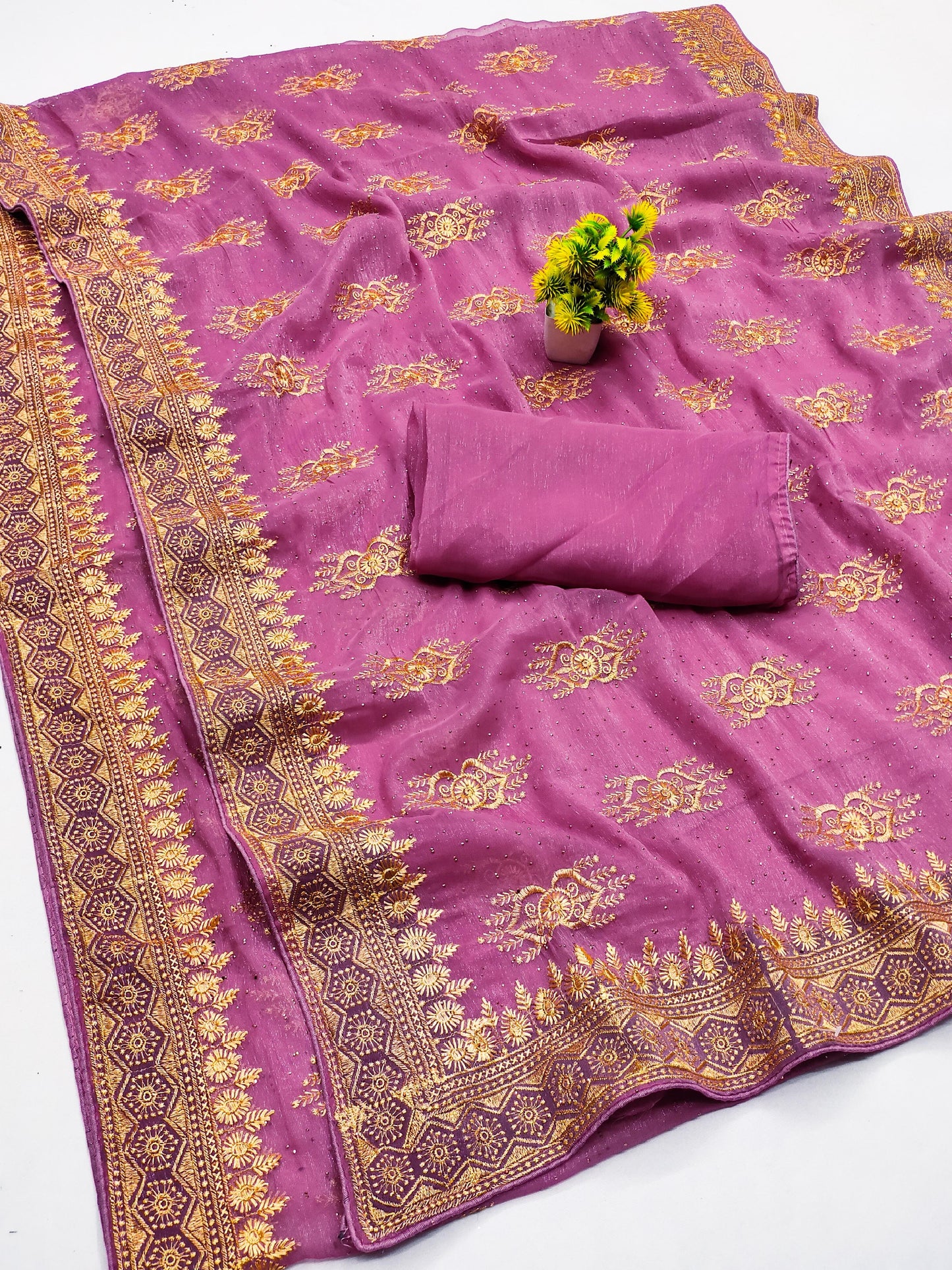 DF-RESHMA SIMMER SAREE EITH BEAUTIFUL LIGHT MATCHING WITH HEAVY EMBORIDERY WORK