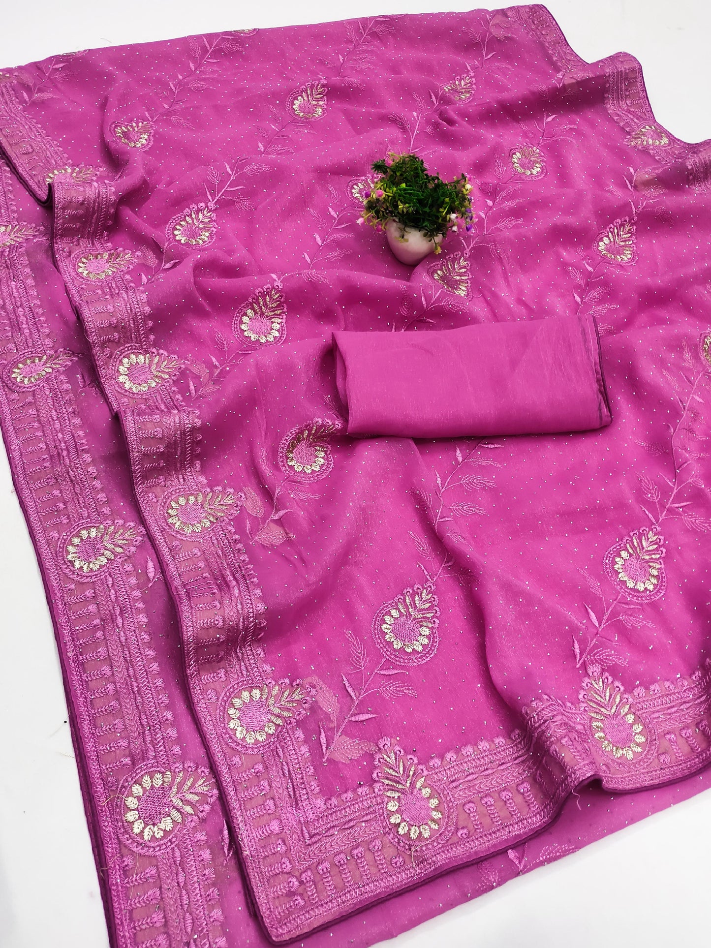 DF-BLACK-ROSE PREMIUM SIMMER SAREE WITH BEAUTIFUL THREAD WORK AND SIROSKI ALL OVER