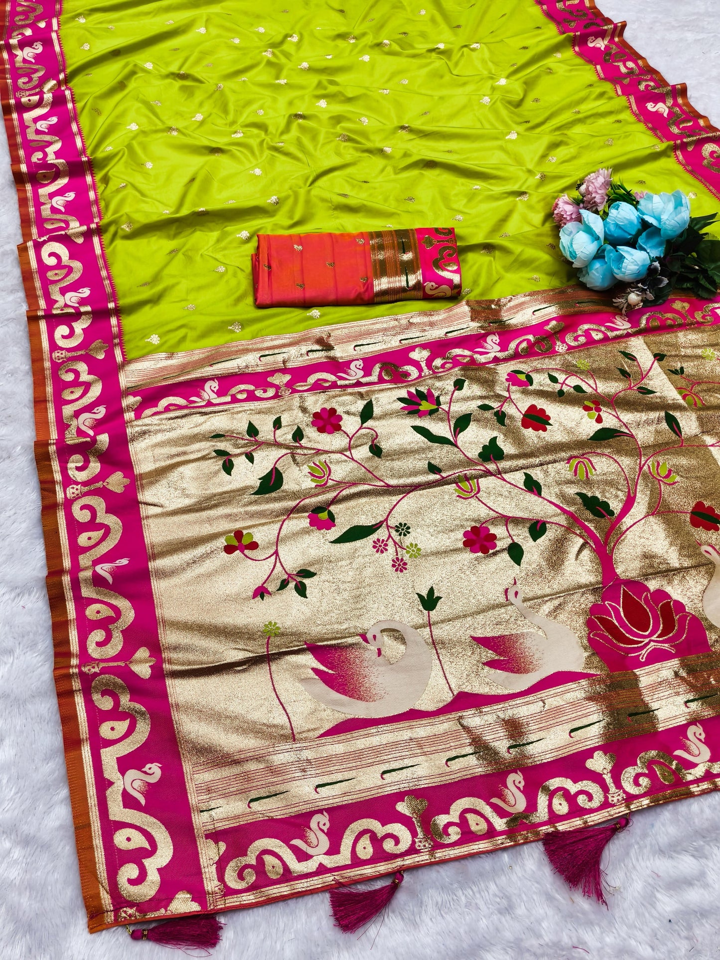 AJ-RAJHANS-PAITHANI PREMIUM SOFT PAITHANI SILK WITH RICH SWAN PALLU WITH RICH BORDER WITH BUTTI BARCODE BLOUSE
