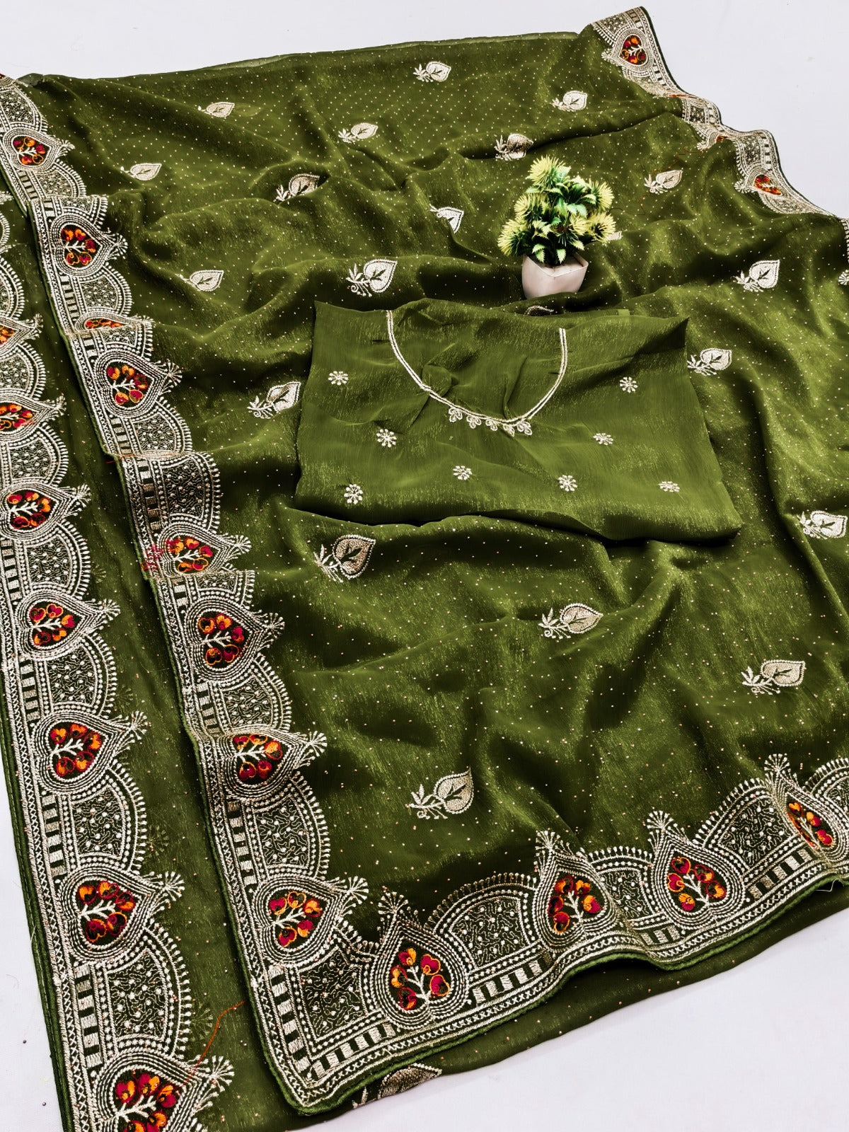 DF-PAN-PATTA PREMIUM SIMMER SAREE WITH EMBORIDERY AND THREAD WORK WITH SIROSKI AND HEAVY BLOUSE