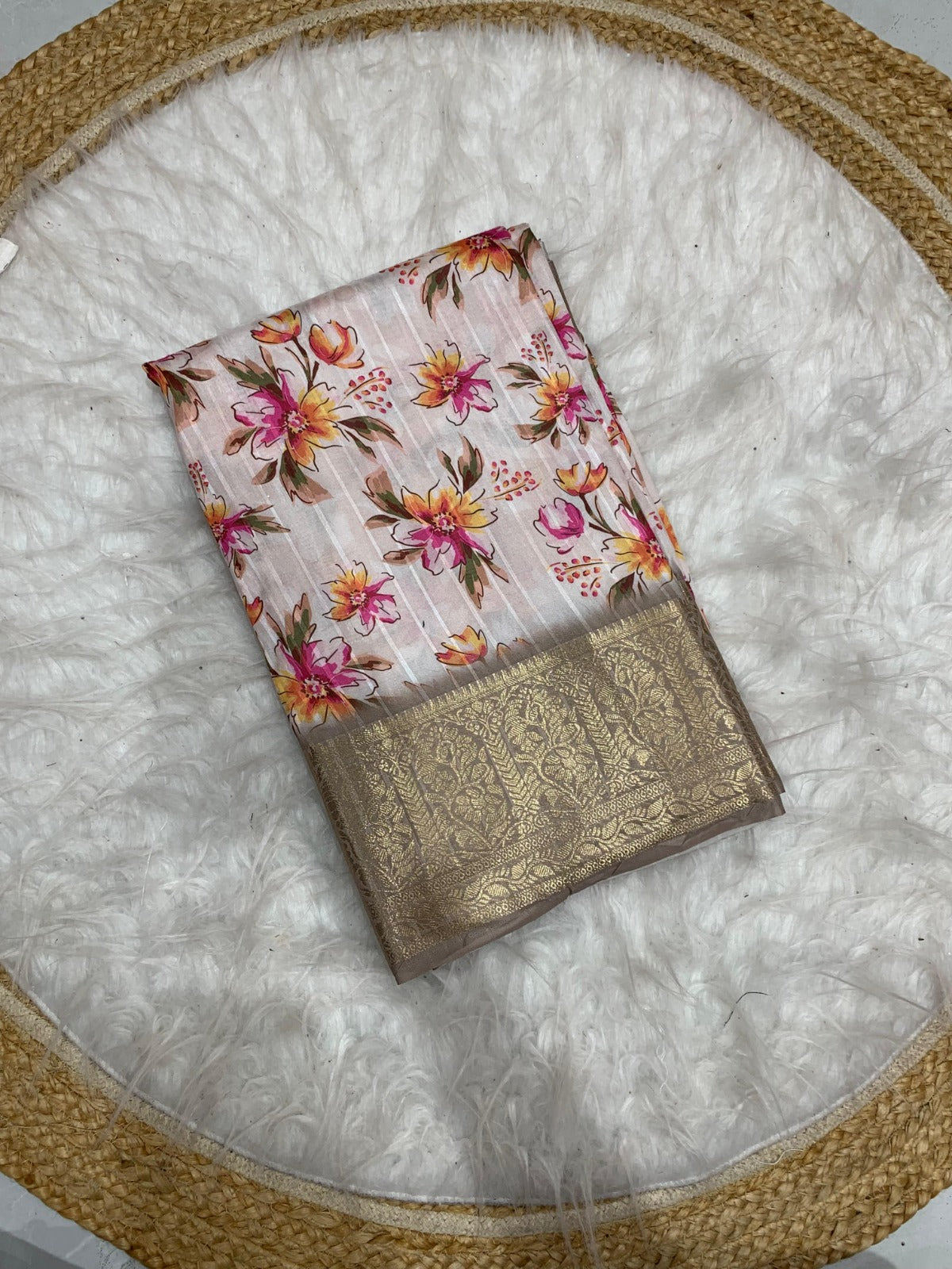 DP-4007 SWISS SILK WITH BEAUTIFUL DIGITAL PRINT WITH BEAUTIFUL PRITNS 6.30 MTR CUT JACKQUARD PATTA