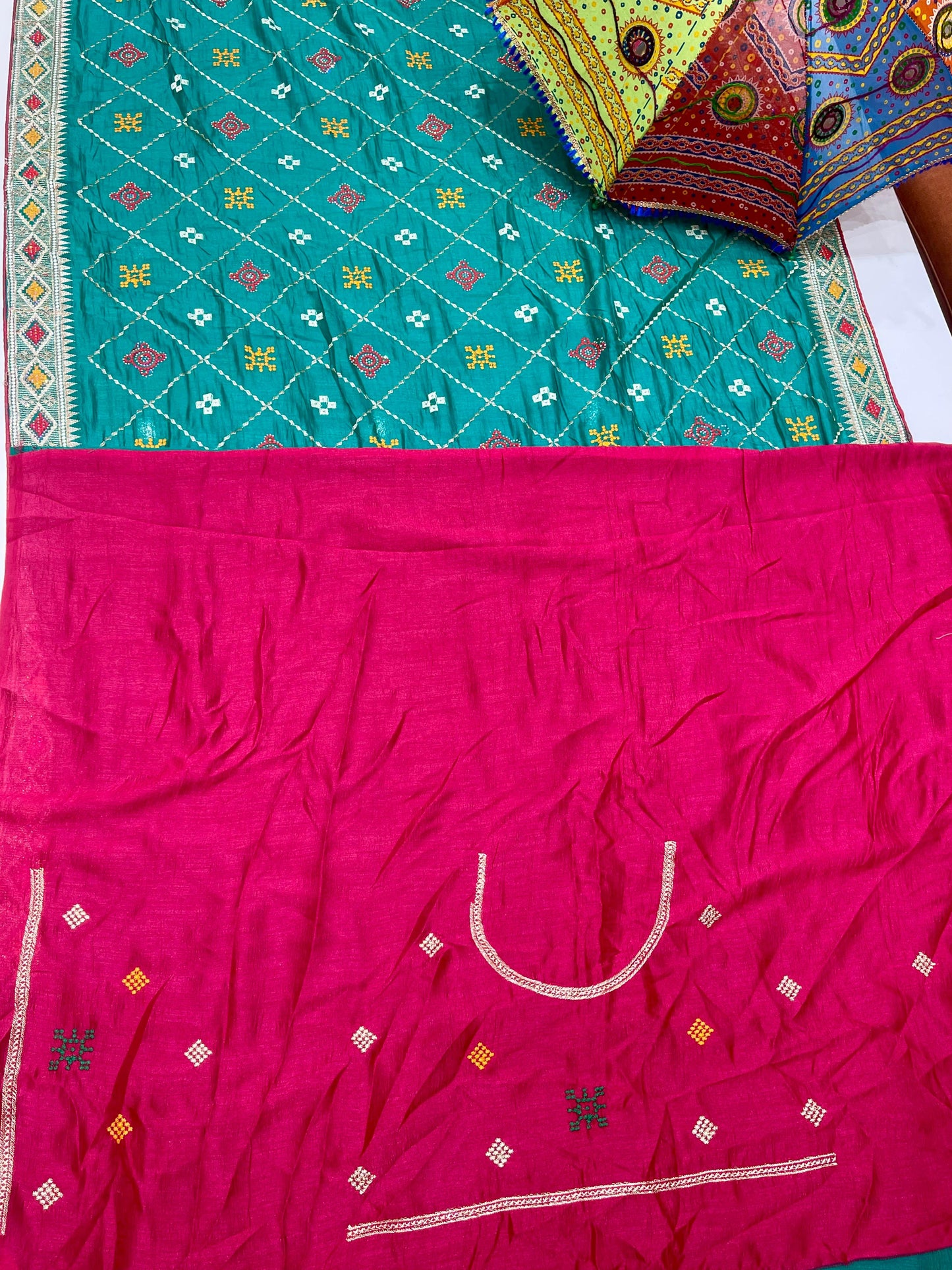 BS-CHANDA RANI VICHITRA SAREE WITH AWESOME BARAT DESIGN ON PALLU WITH GHATCHOLA PATTERN ON BODY WITH MULTI MEENA DESIGN WITH CONTRAST FIRMA BLOUSE