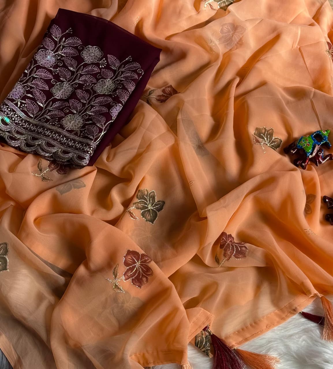 NN-2080 georgette padding fabric with hand brush with gliter border with contrast work heavy sequence embroidary blouse