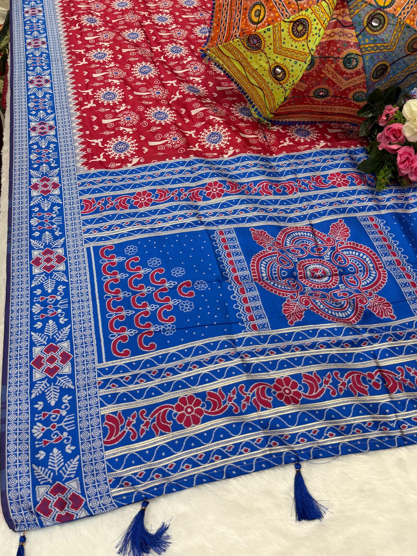 AJ-PARTY SOFT SILK SAREE WITH RICH PALLU WITH BEAUTIFUL UNIQUE DEDIGN WITH MEENAKARI WORK