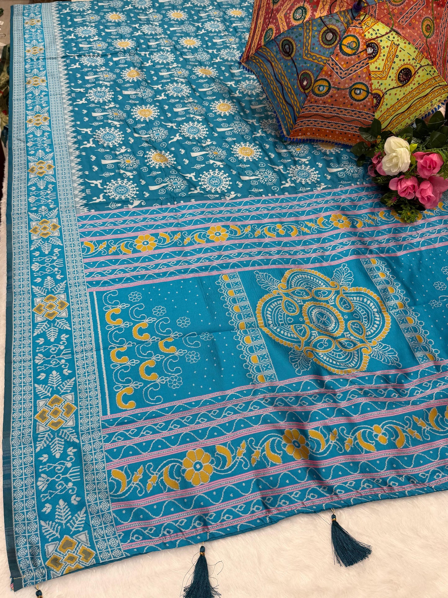 AJ-FLASH SOFT SILK SAREE WITH RICH PALLU WITH BEAUTIFUL UNIQUE DEDIGN WITH MEENAKARI WORK