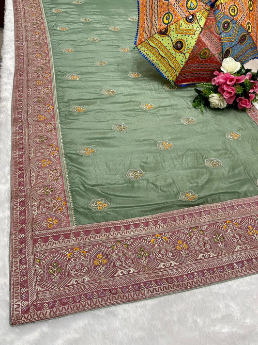 BS-ANITA ORIGINAL CHOCLATE SAREE WITH BEAUTIFUL BANDANI DESIGN WITH BOX PALLU DESIGN AND HEAVY THREAD WORK WITH HEAVY BLOUSE