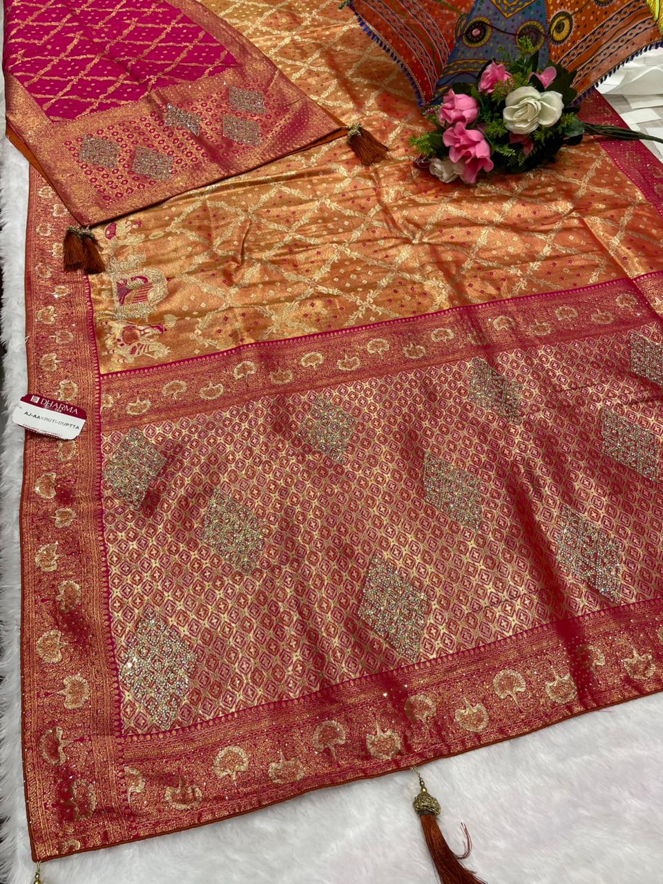 AJ-AAKRUTI-DUPTTA KANJIVARAM SILK SAREE WITH GHATCHOLA DESIGN WITH BARAT DESIGN AND HEAVY JARKAN WORK WITH HEAVY PIPING AND LUXURY TASSELS WITH DUPPATA WITH JARKAN WORK AND MOST TRENDING SAREE