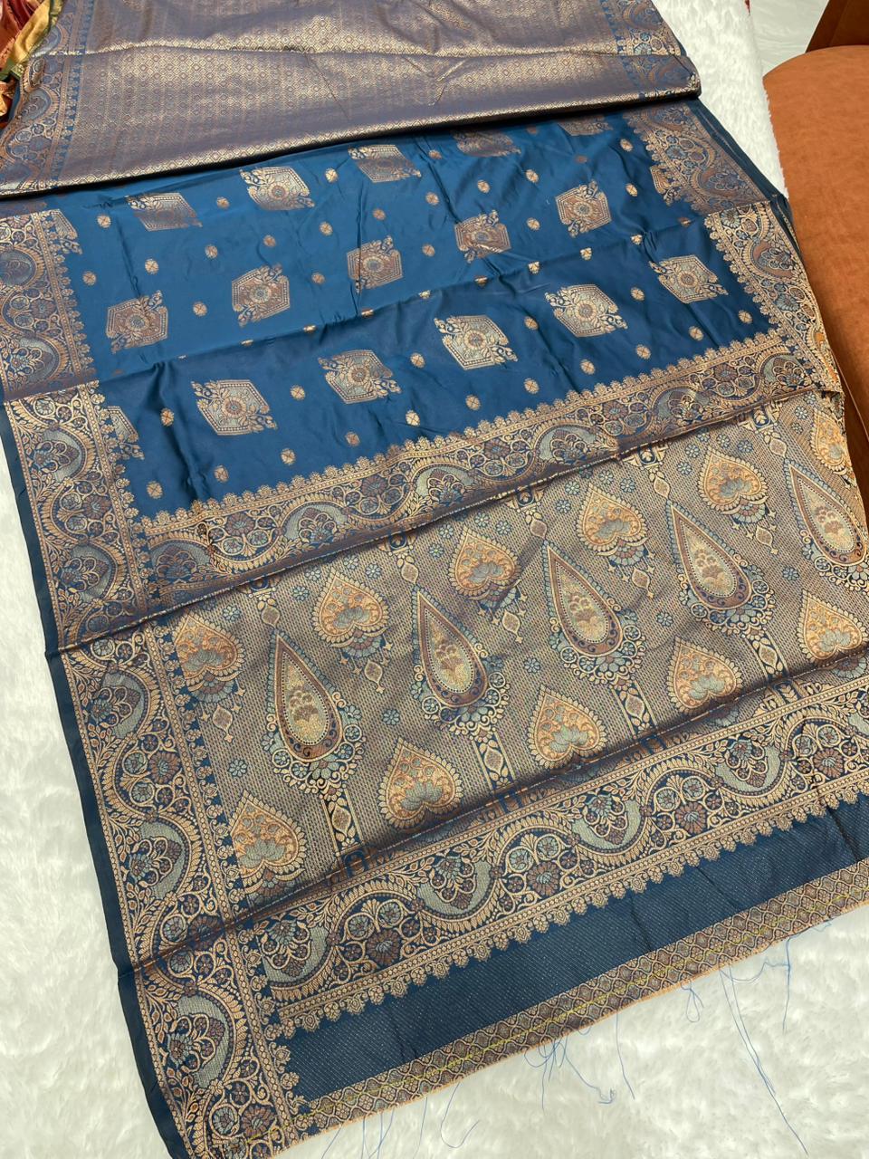AJ-GAURAVI SOFT LITCHI KOTA SILK WITH RICH PALLU AND BEAUTIFUL DESIGN WITH BEAUTIFUL BEOCADE BLOUSE
