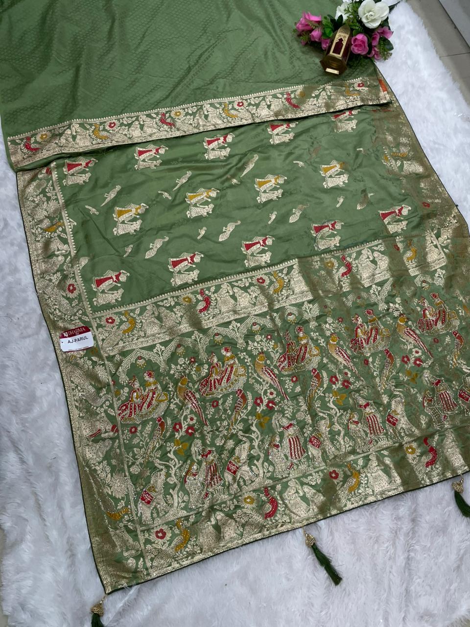 AJ-PARUL SATIN SILK SARE WITH BEAUTIFUL DESIGN WITH JODA DESIGN AND HEAVY JARKAN WORK WITH MEENA KARI WORK WITH BLOUSE AND LUXURIOUS TASSELS