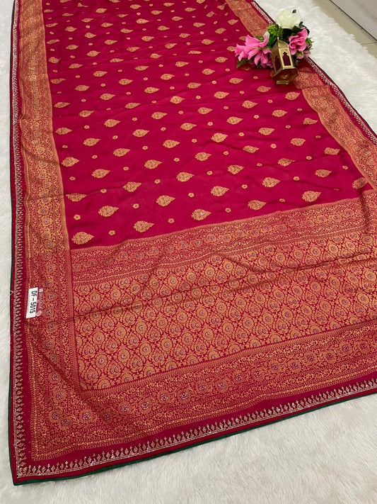 DF-5015 STAR GEORGETTE FABRIC SAREE WITH BEAUTIFUL DESIGN WITH SIROSKI BORDER WITH CONTRAST PIPING WITH PLAIN BLOUSE