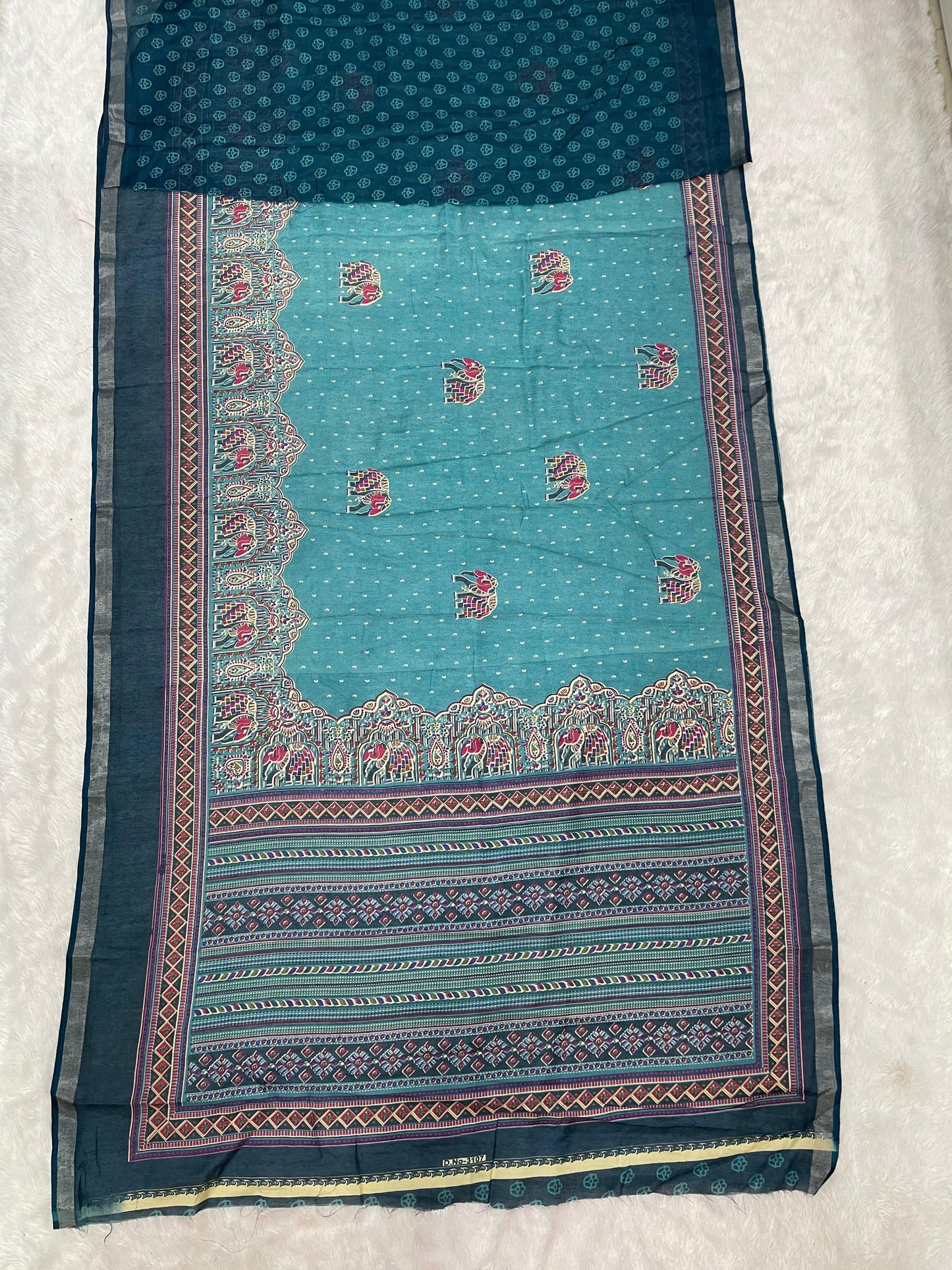 SV-8104 MAL COTTON FABRIC SAREE WITH BEAUTIFUL PALLU WITH GAJRAJ DESIGN ON BODY WITH BLOUSE
