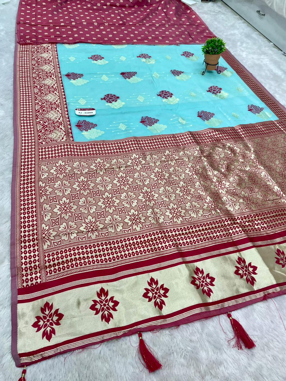 AJ-KIANA SOFT KOTA FABRIC SAREE WITH LAGNI PATTA DESIGN WITH RICH PALLU DESIGN WITH CONTRAST PALLU AND BLOUSE WITH BUTTI BLOUSE