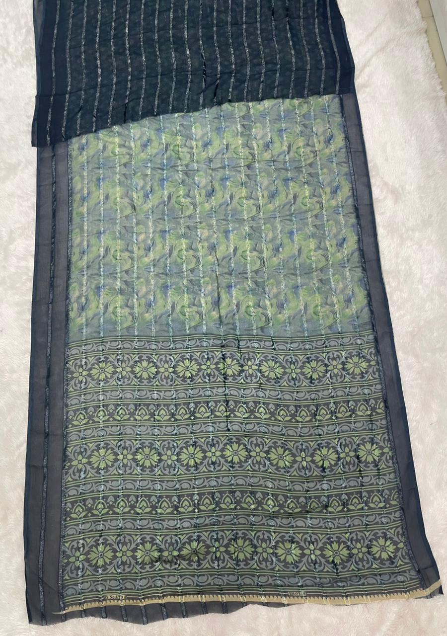 SV-8110 PATTERN FABRIC SAREE WITH RICH PALLU DESIGN WITH FLOWER PRINT WITH BLOUSE
