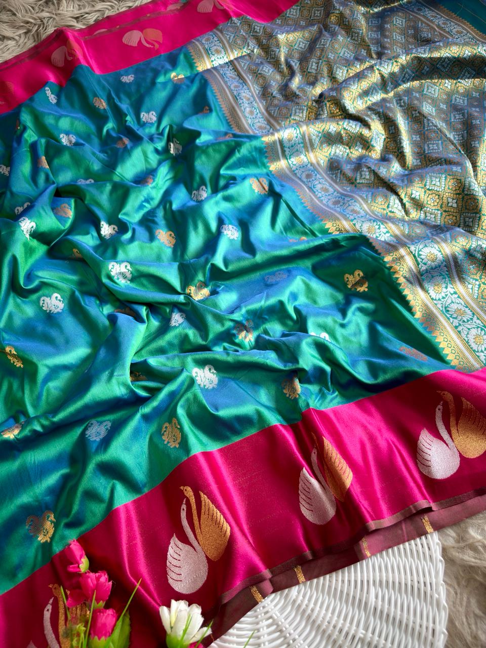SA-7089 SOFT SILK FABRIC SAREE WITH BEAUTIFUL RICH PALLU DESIGN WITH SATIN FABRIC BORDER WITH TASSELS