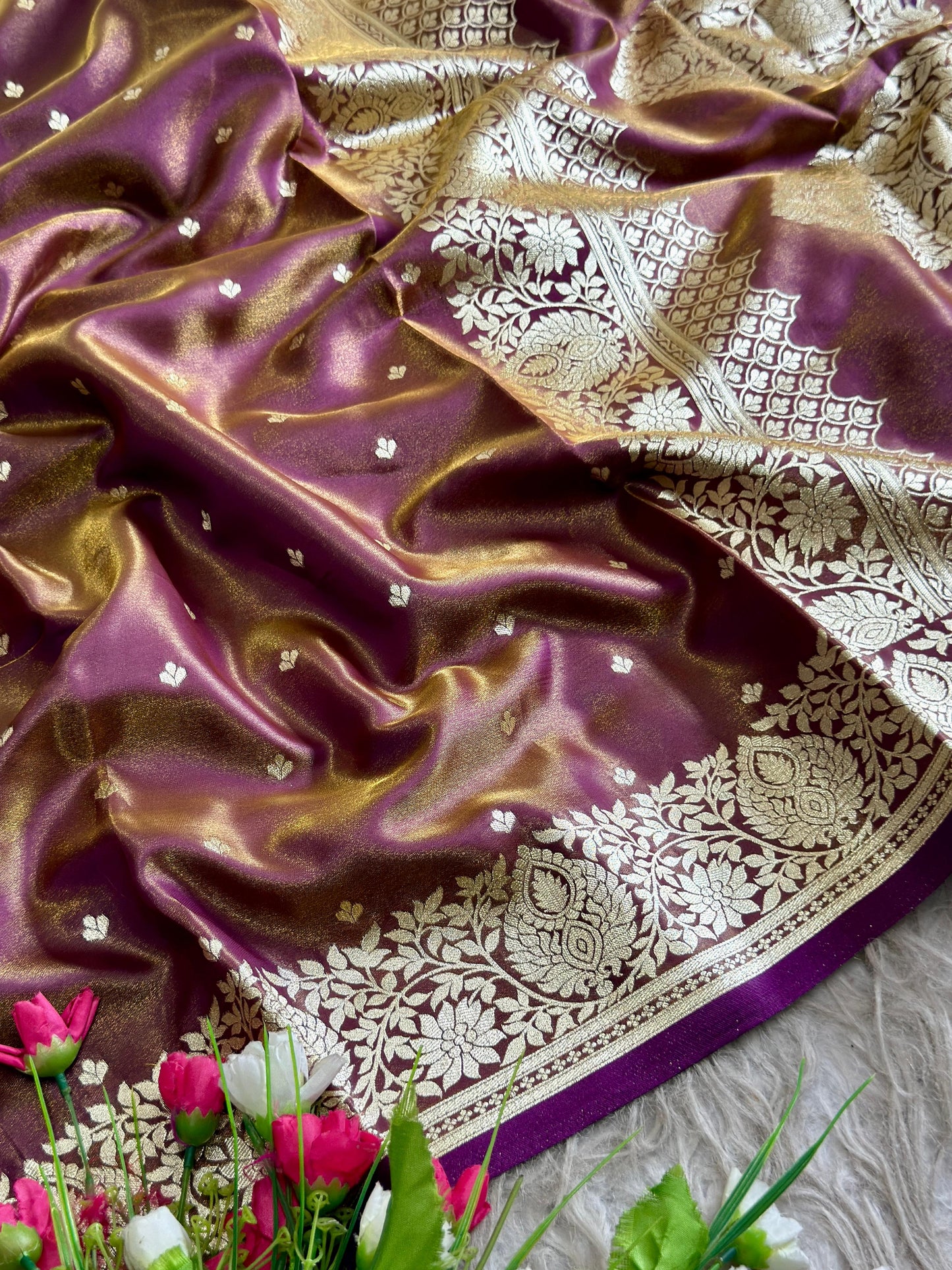 SA-5107 SOFT SILK FABRIC SAREE WITH RICH GOLD ZARI WEAVING WITH TRADITIONAL FLORAL & PEACOCK MOTIFS AND ALL OVER ZARI BUTTI WITH GRAND DESIGNER PALLU WITH HEAVY BANARASI GOLD ZARI BORDER