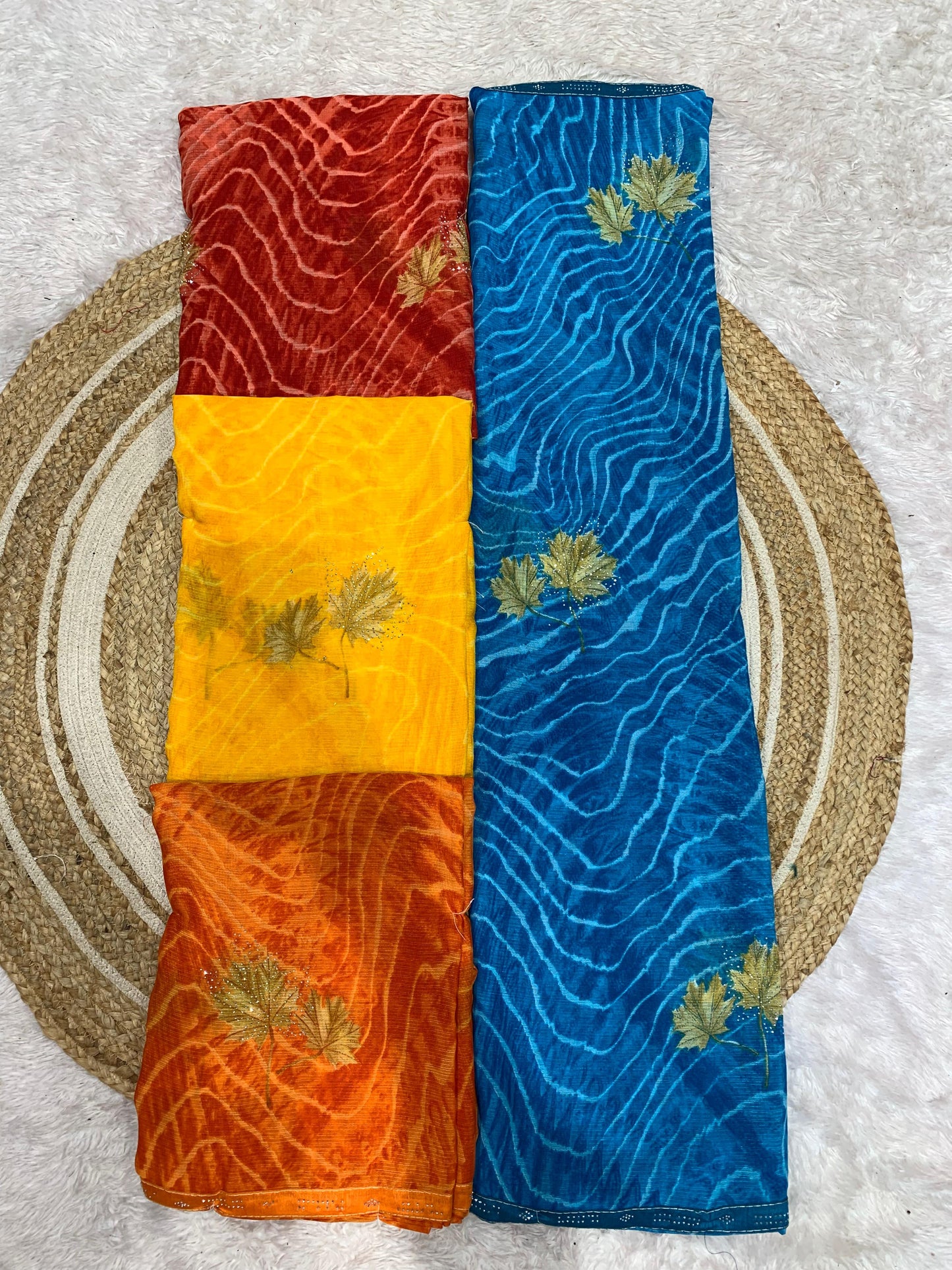 RR-TALLY WEIGHTLESS SAREE WITH BEAUTIFUL PRINT DESIGN WITH SIROSKI AND LACE