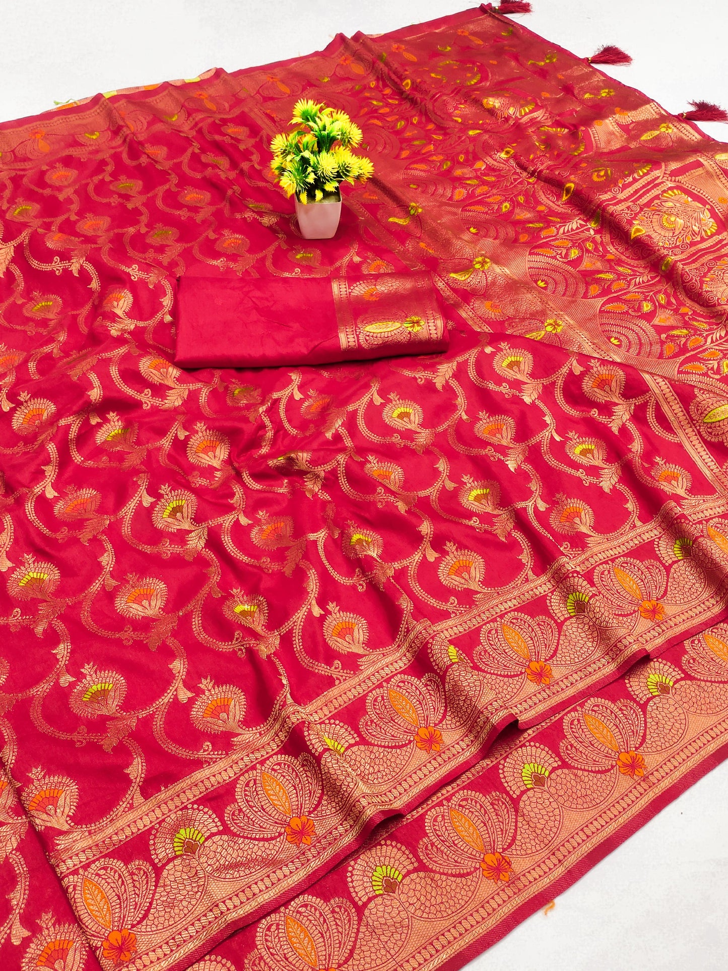 DOLA-ANUSHKA PURE DOLA SILK SAREE WITH TRENDY JHAL DESIGN WITH HEAVY MEENAKARI WORK WITH RICH PALLU AND PREMIUM TASSELS ATTACHED ON IT