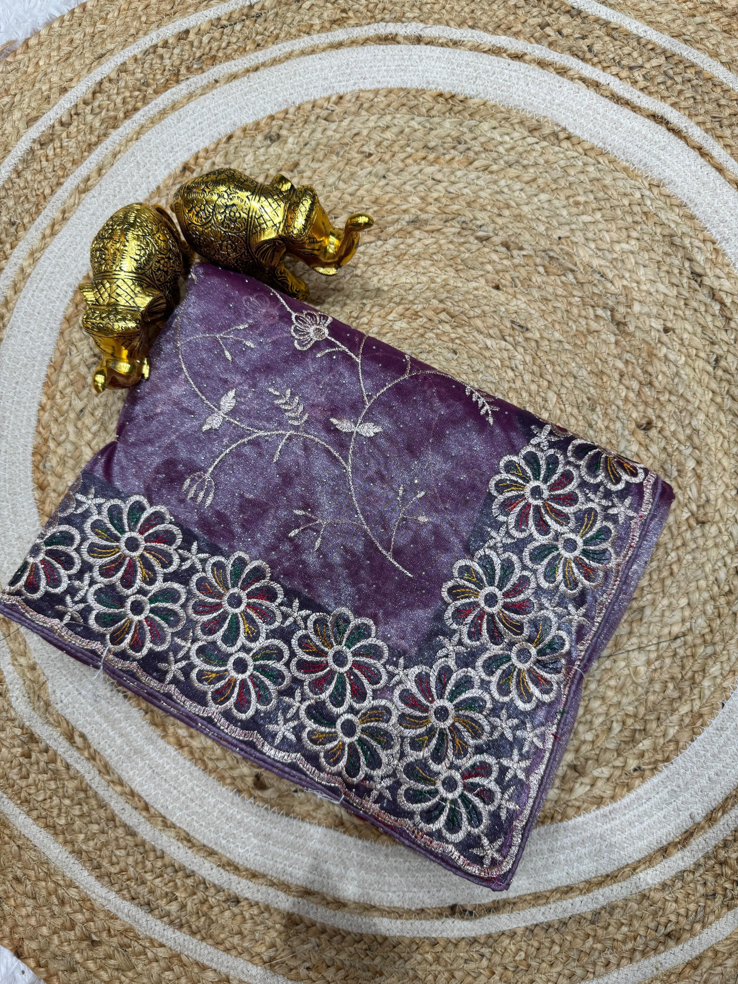SJ-CHAKARI PREMIUM TWILL NET SAREE WITH BEAUTIFUL FLOWER C-PALLU DESIGN WITH JAREE WORK WITH SIROSKI ALL OVER