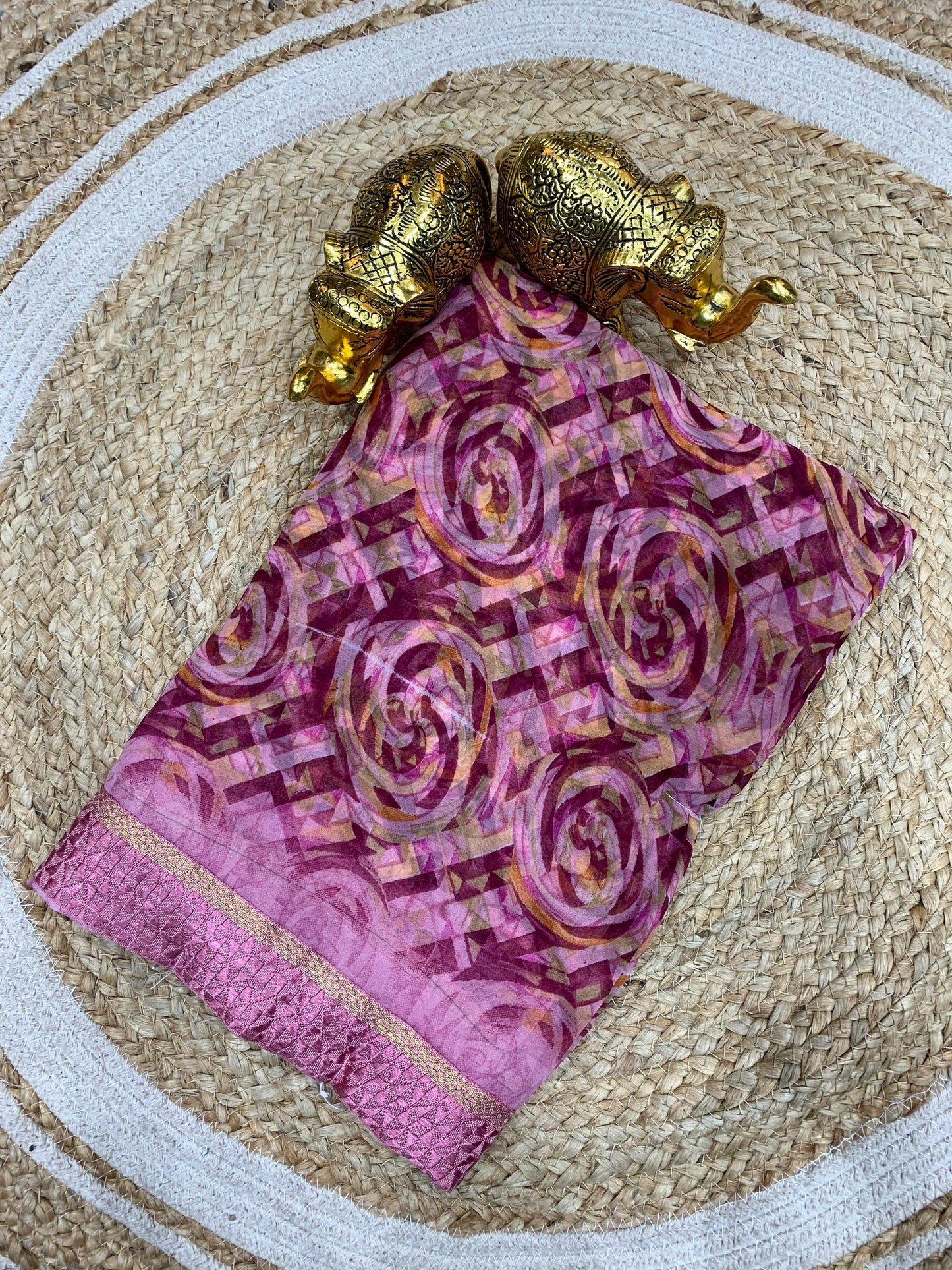 SV-FRAME Georgette Saree with 2 inch diable lace with beautiful print