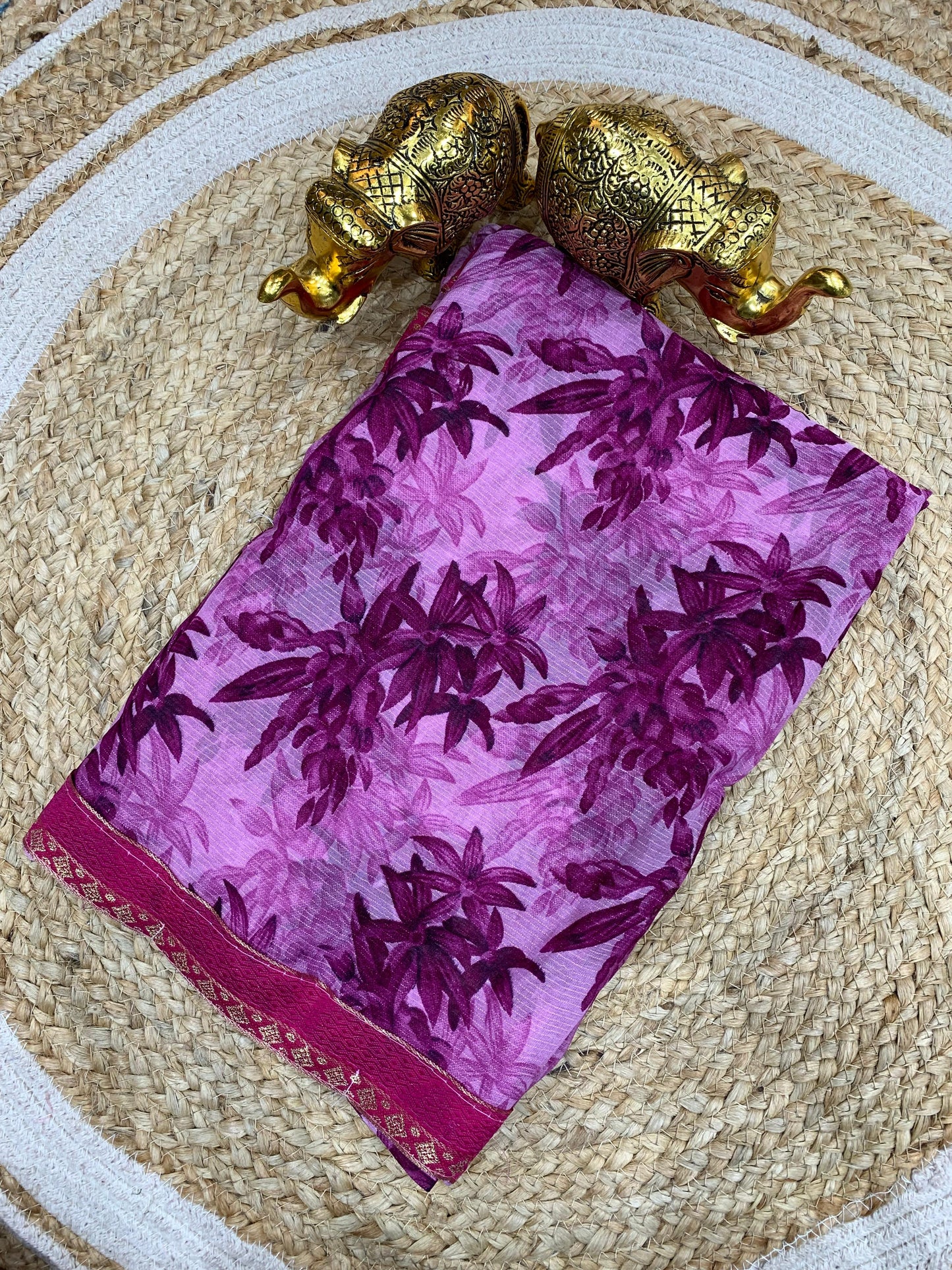 SV-CASIO Zomato Saree with Border with Flower Print