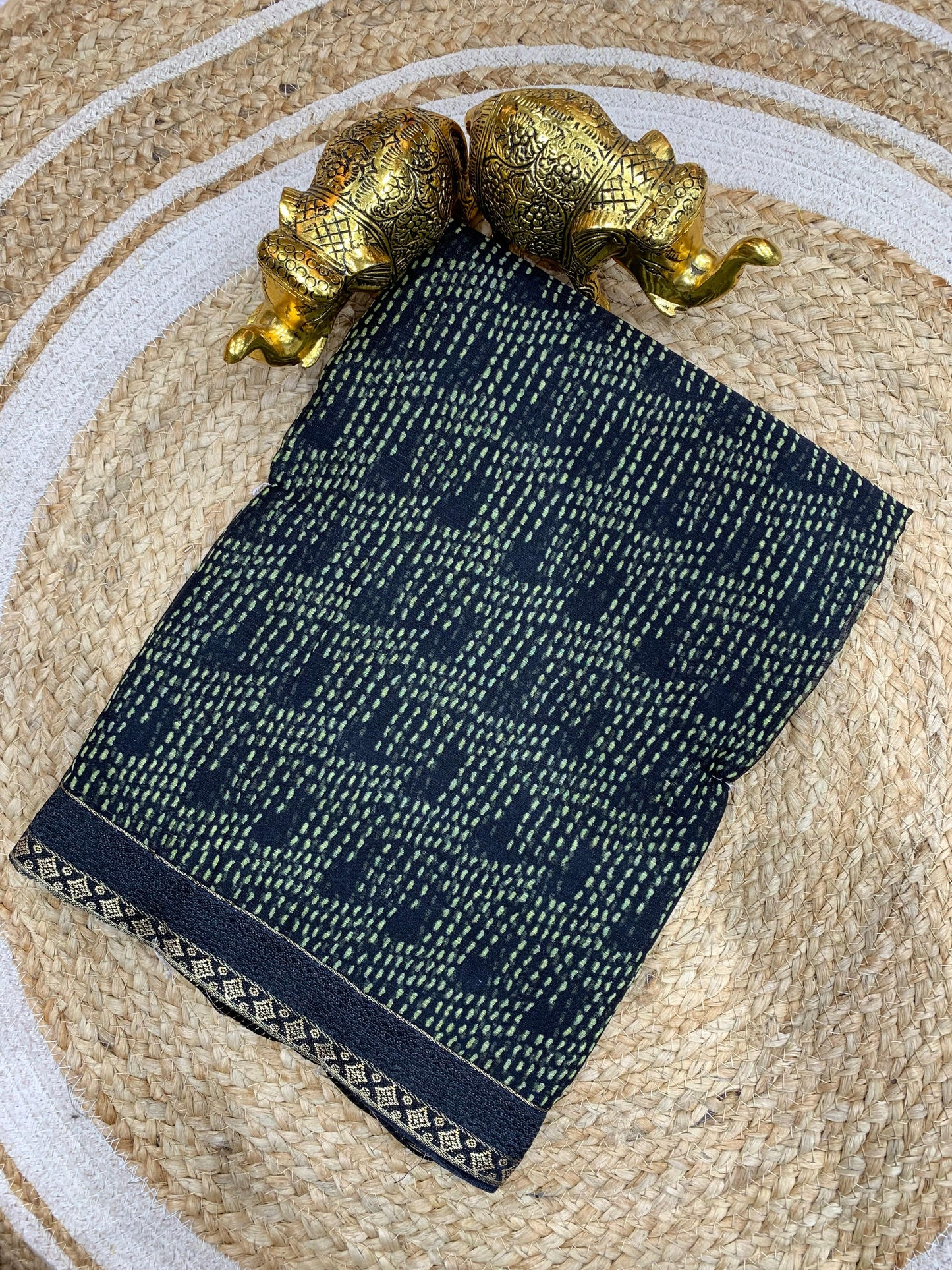 SV-CHINGARI Zomato Saree with beautiful Pattern with border